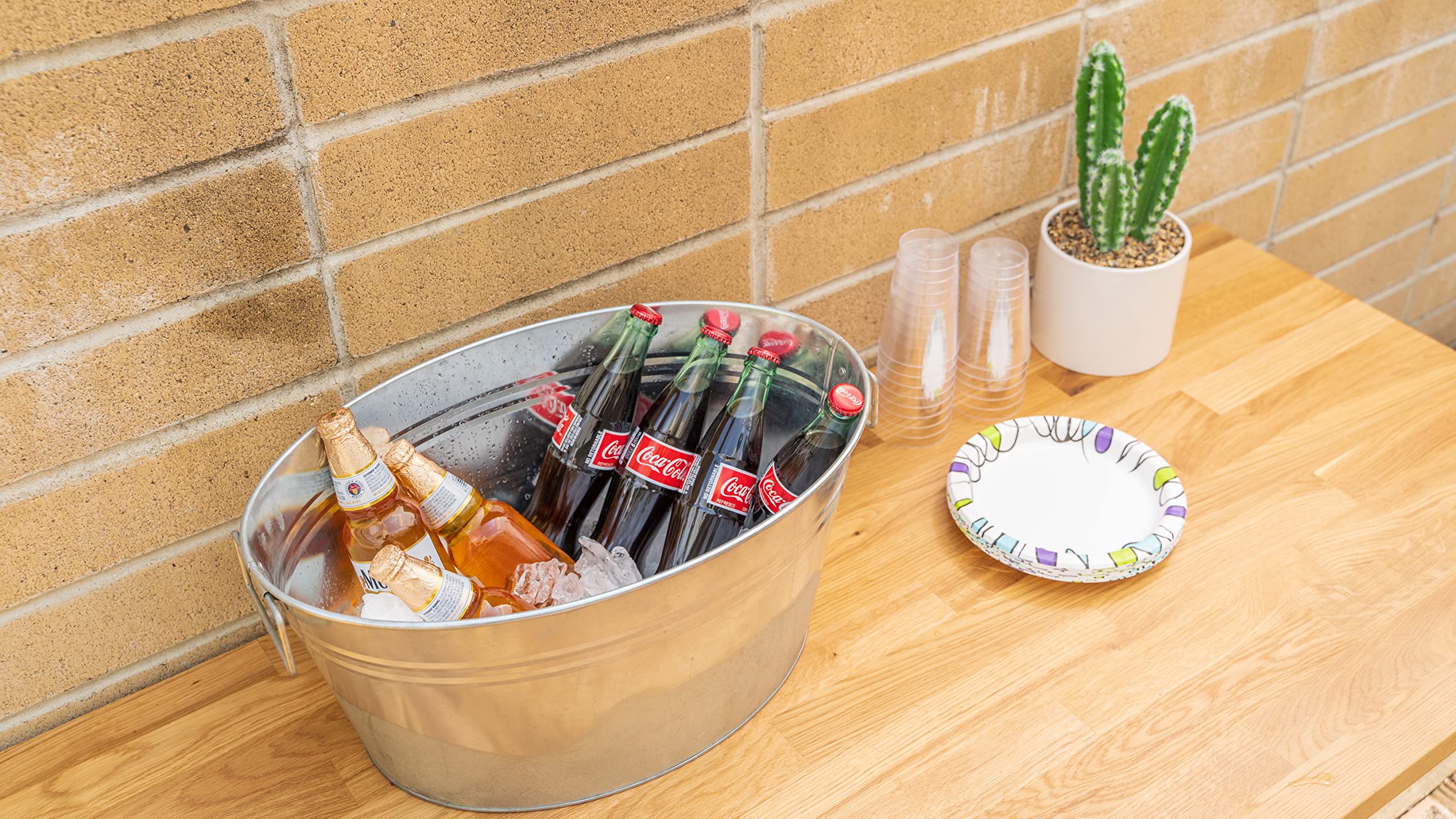 Simple Elements 6 Gallon Galvanized Metal Tub - Multi-Purpose Ice Bucket & Beverage Cooler for Parties, Weddings, BBQ, Outdoor Events - Rustic Farmhouse Decor - 19.25