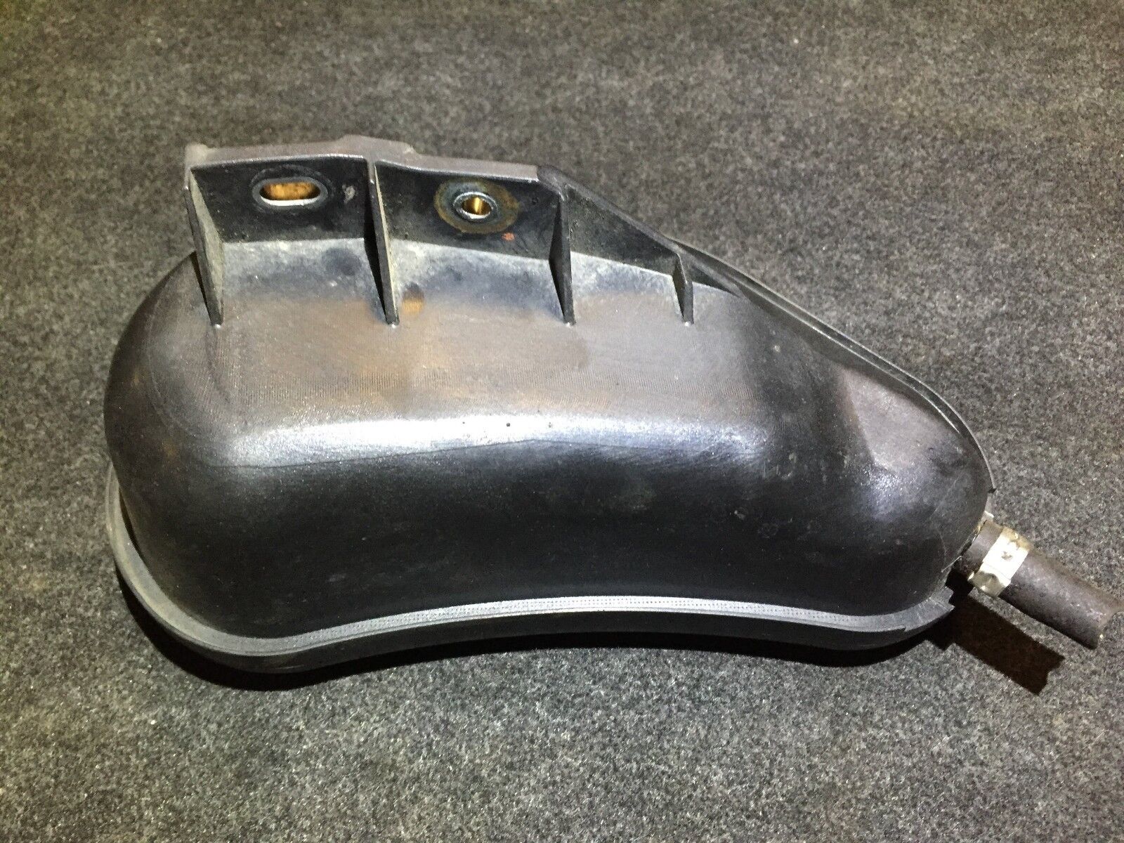 04 05 06 Audi A4 B6 Convertible Vacuum Accumulator Tank Reservoir OEM Replacement Part - Perfect for Engine Performance & Convertible Top Operation