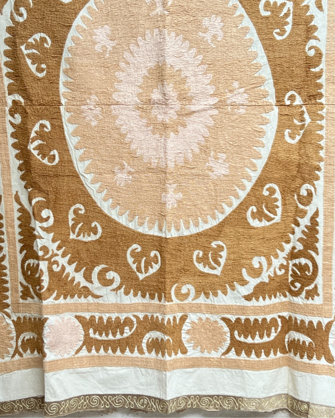 Medium Suzani 047 - Handmade Cotton Suzani Pillow Cover - Boho Home Decor for Living Room, Bedroom & Nursery