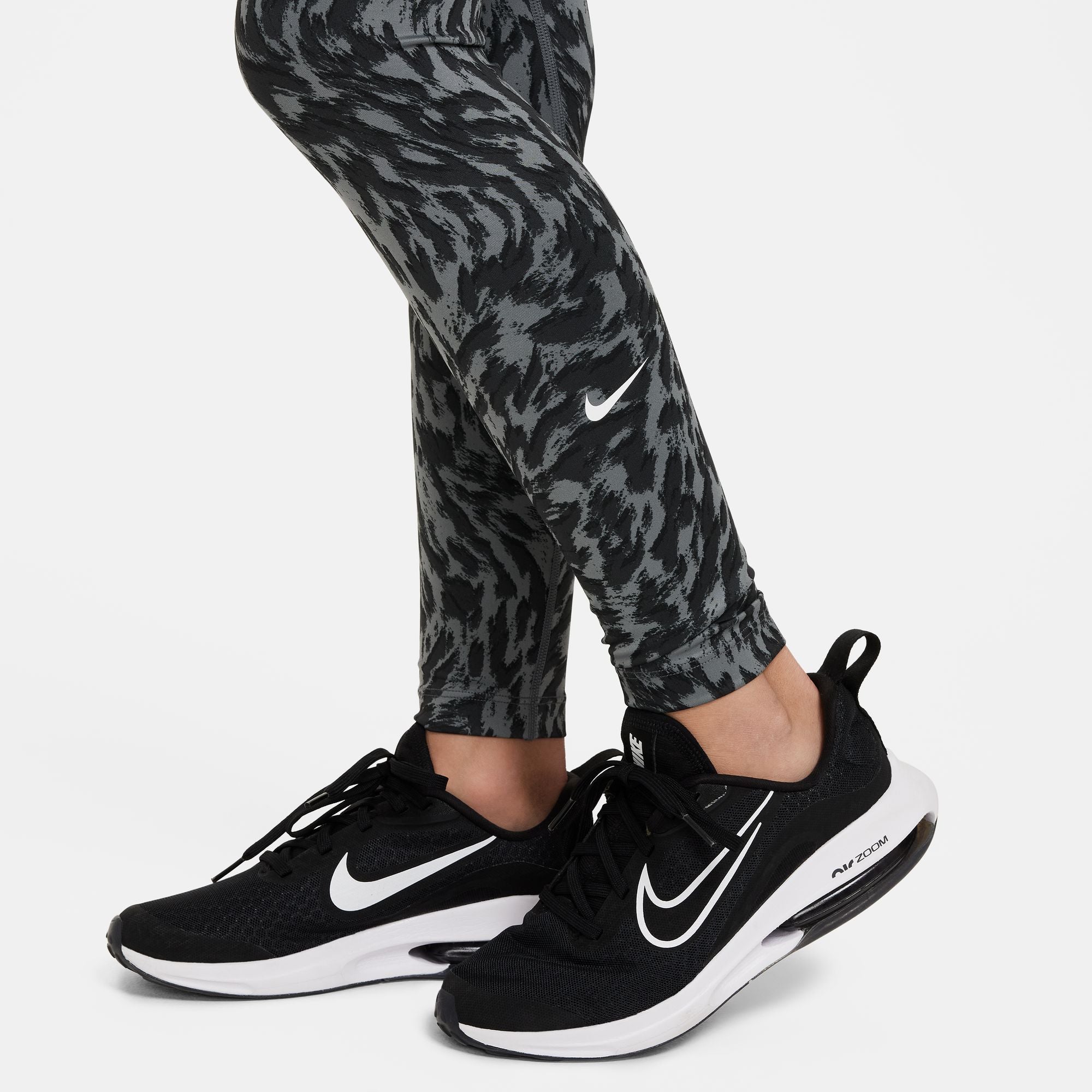 Nike Dri-FIT Youth Girls' One Legging - Moisture-Wicking, Comfortable & Stylish for Sports, Running & Everyday Wear