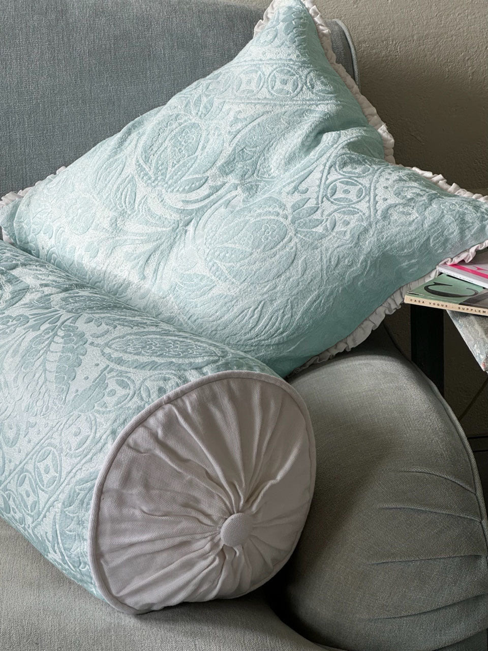 Elegant Pale Blue Damask Print Decorative Throw Pillow Cover 18x18 Inches - Perfect for Sofa, Bedroom & Home Decor