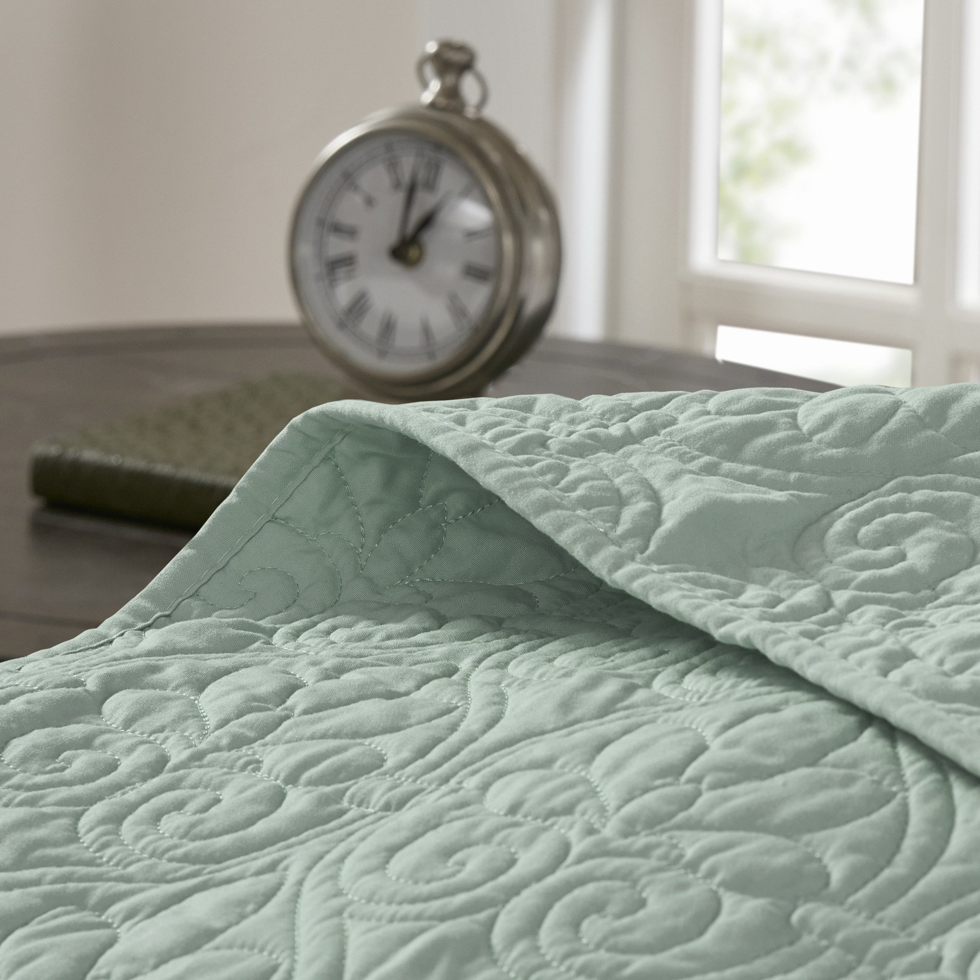 Madison Park Quebec King Size Quilt Set - Ultra Soft Microfiber Bedding, 3-Piece Seafoam Damask Pattern - Perfect for Master Bedroom, Guest Room & Cozy Home Decor