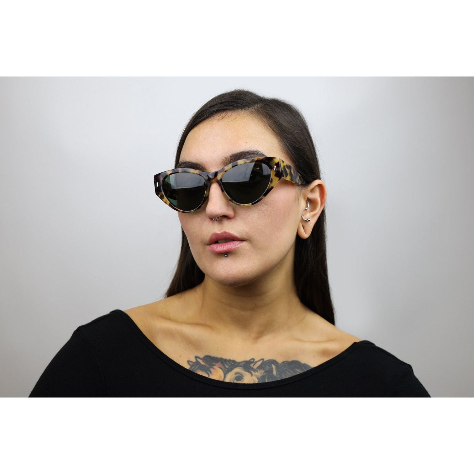 See 55014 Sun - High-Quality Sunglasses for Men & Women - UV Protection, Polarized Lenses - Perfect for Outdoor Activities, Beach, Driving & Travel