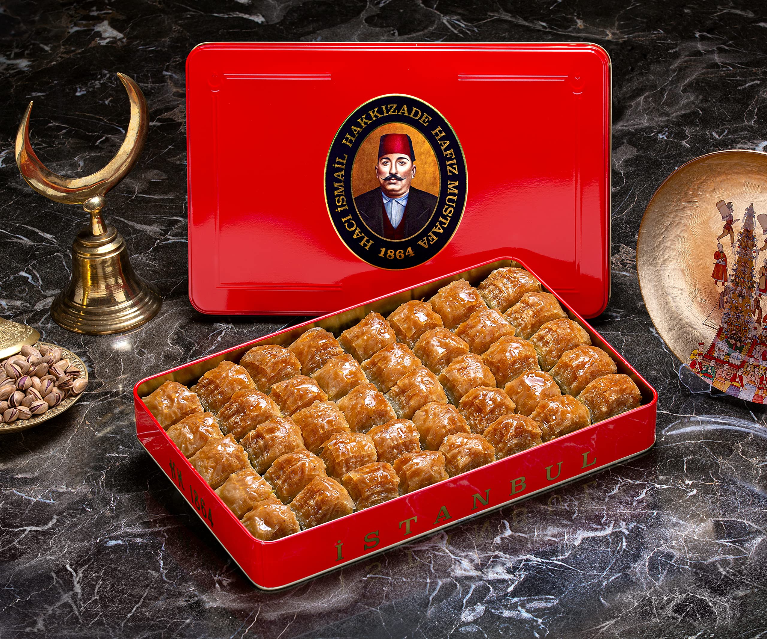 Hafiz Mustafa 1864 Istanbul Baklava Pastry Gift Box - Authentic Turkish Baklava Dessert with Fresh Phyllo Dough, Pistachios, Hazelnuts & Walnuts - Perfect for Birthday, Christmas Gifts, Parties & Holiday Treats