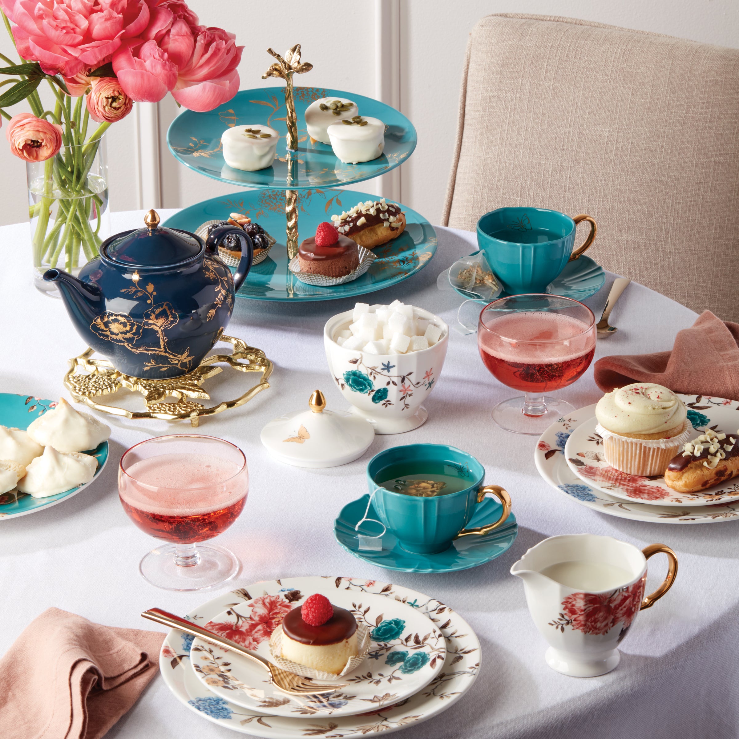 Sprig & Vine 2 Tiered Serving Stand - Elegant 2-Tier Dessert Tray for Parties, Weddings & Afternoon Tea - Perfect for Displaying Cakes, Pastries & Finger Foods