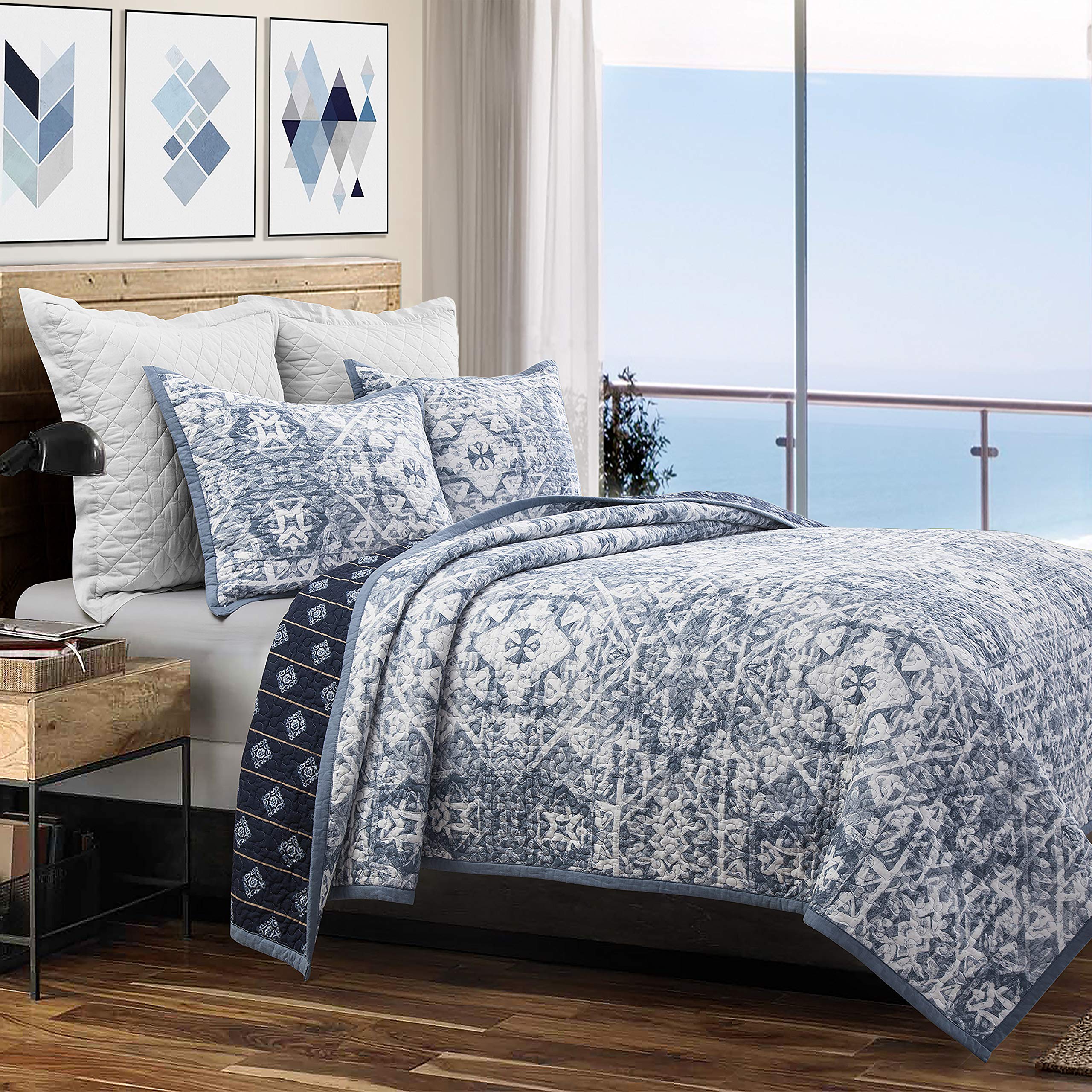 Premium Skyler 2-Piece Reversible Cotton Quilt Set with Pillow Shams - Twin Size Blue Medallion Striped Coastal Bedding | Luxury Quilt & Pillowcase for Guest Rooms, Beach Houses & Coastal-Themed Bedrooms
