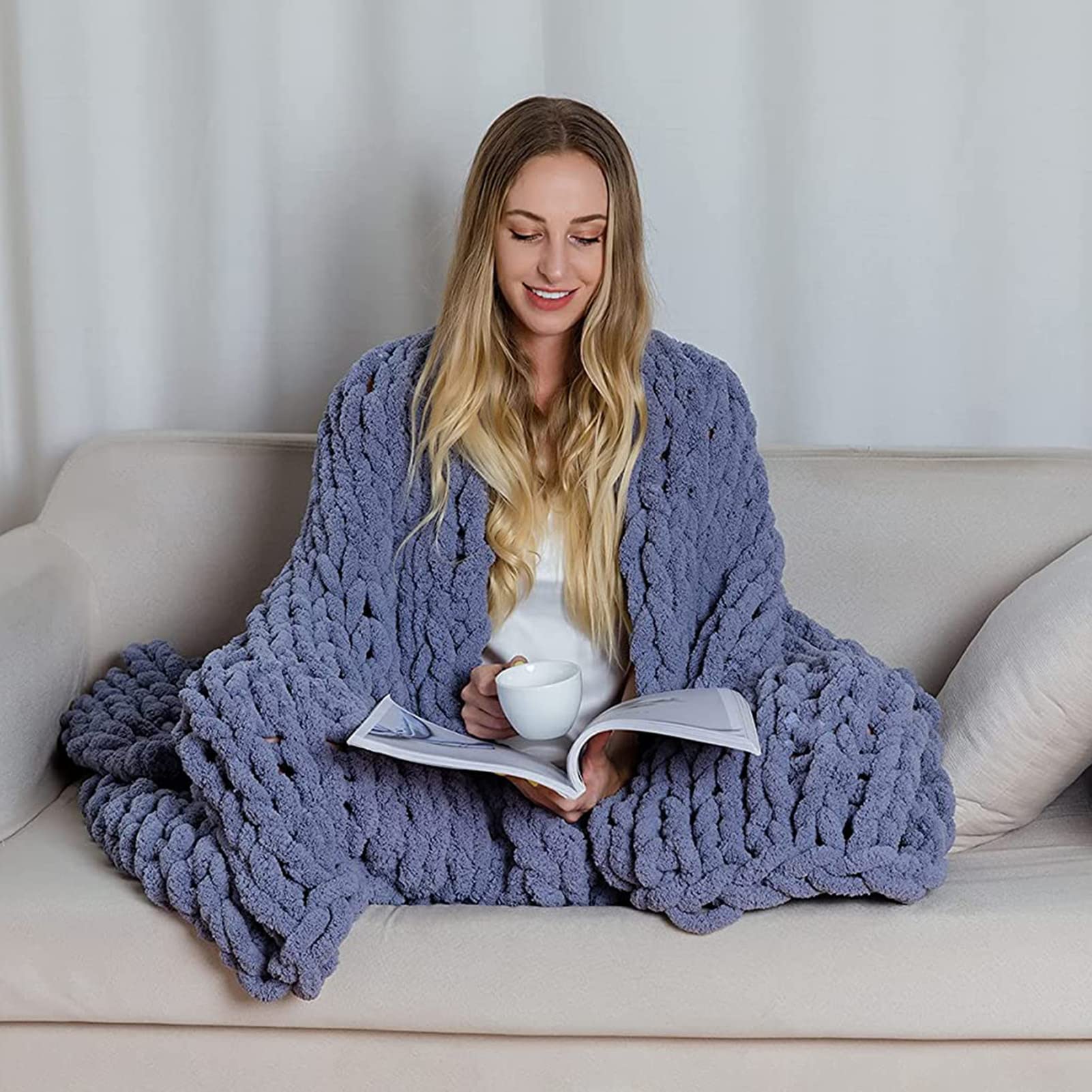 Chunky Knit Blanket - Super Soft Hand Knit Chenille Throw Blanket, Warm & Comfortable, Washable for Living Room, Bedroom & Cozy Nights
