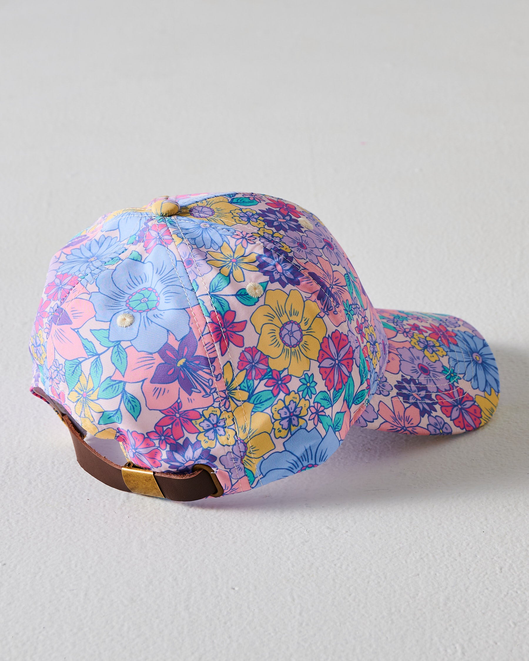 Bunch Of Fun Peak Cap - Stylish Adjustable Baseball Hat for Men & Women - Perfect for Outdoor Activities, Sports, and Casual Wear