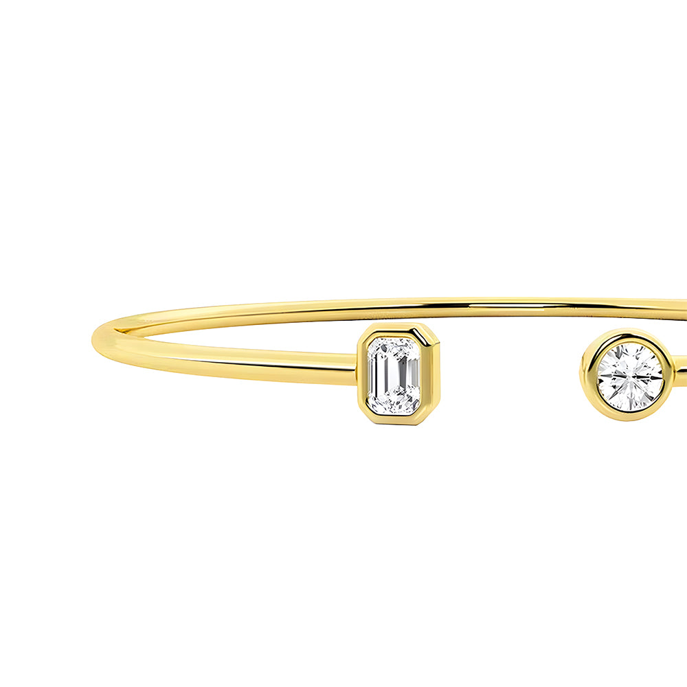 Lab Grown Emerald Diamond Round Open Bangle Bracelet for Women - Elegant Jewelry Gift for Anniversary, Wedding & Special Occasions