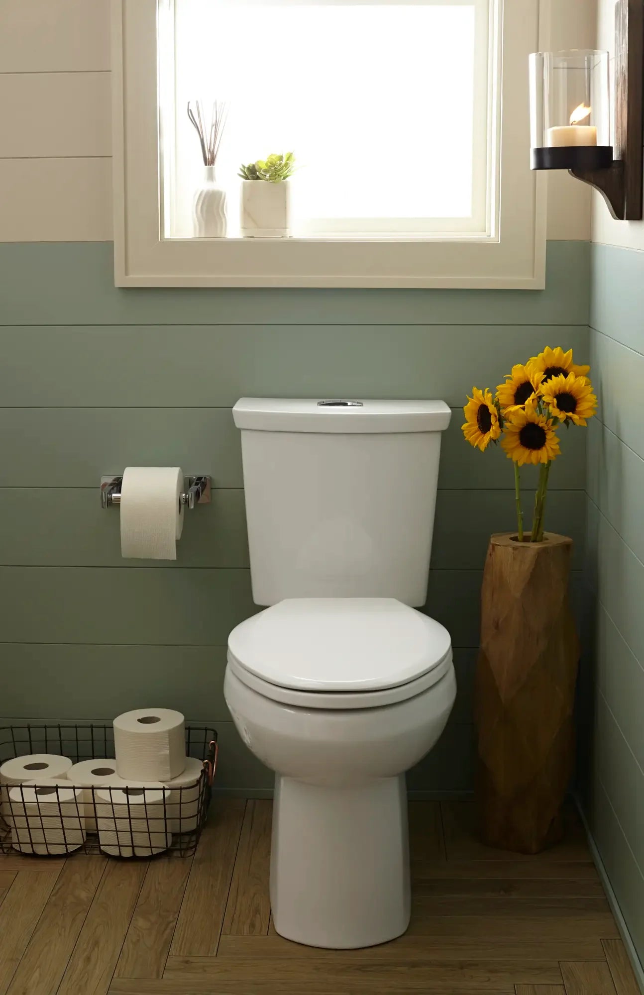 Easy Lift & Clean Slow Close Elongated Toilet Seat - Soft Close Hinges, Quick Release for Cleaning - Perfect for Bathroom, Home & Commercial Use