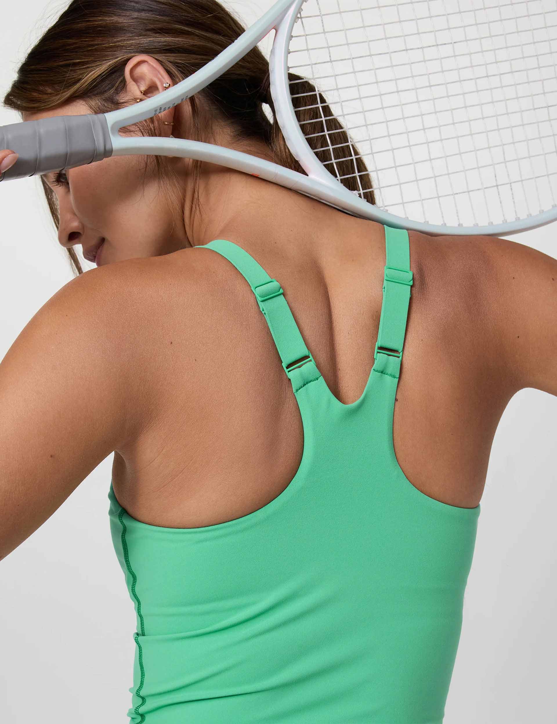Dynamic Tank Top for Women - Lightweight & Breathable Bergamot Scented Workout Shirt | Perfect for Yoga, Running & Gym