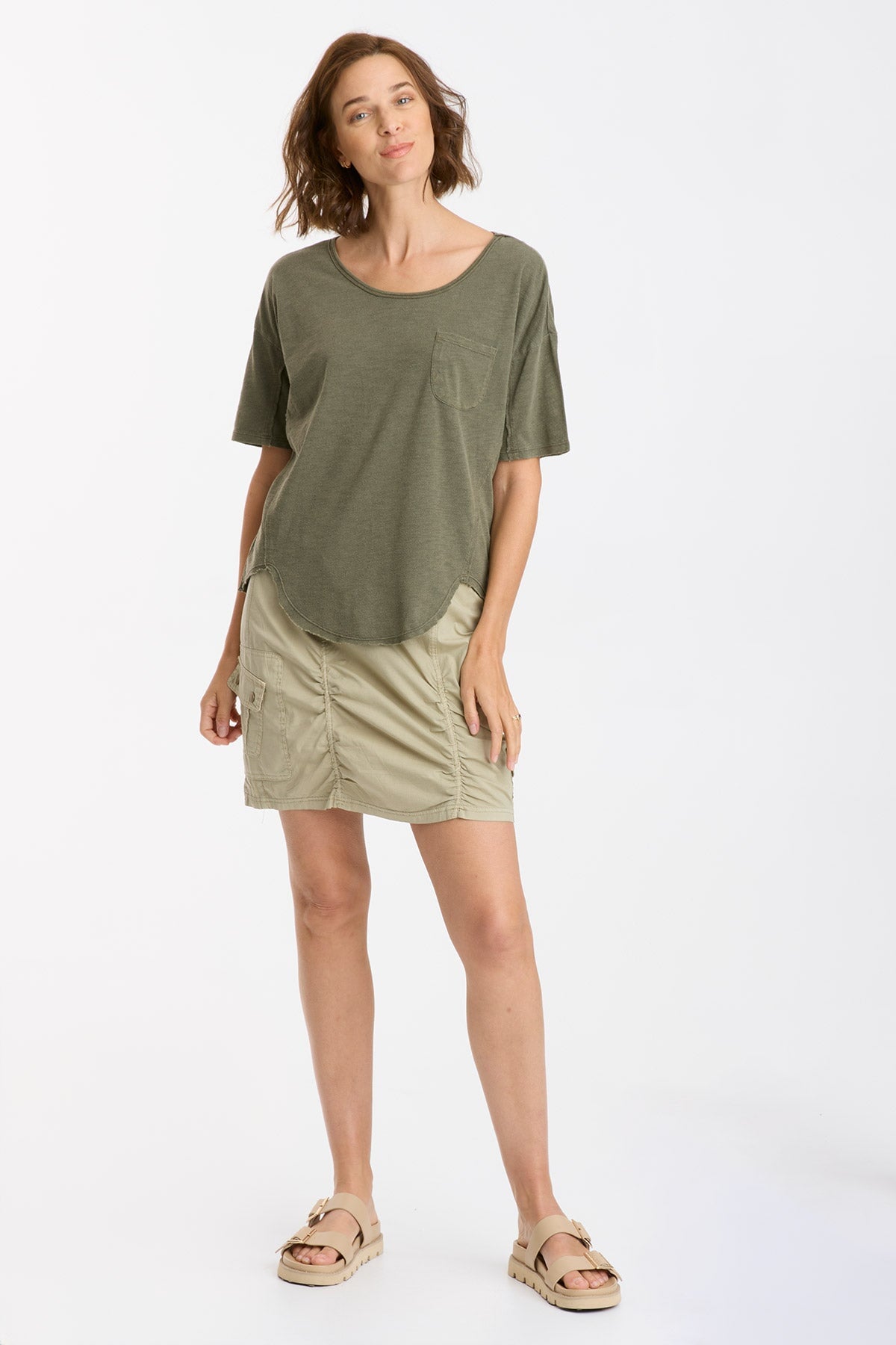 Duvall Tee Kombu Pigment Dyed T-Shirt - Soft & Stylish Casual Wear for Men & Women - Perfect for Everyday Outfits, Streetwear & Lounge Comfort