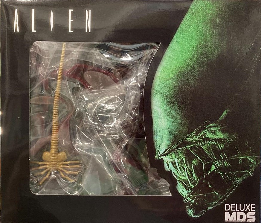 Alien MDS Deluxe Xenomorph & Facehugger Action Figures - Highly Detailed Collectible Model for Sci-Fi Fans & Movie Enthusiasts - Perfect for Display, Gifts, and Cosplay Props