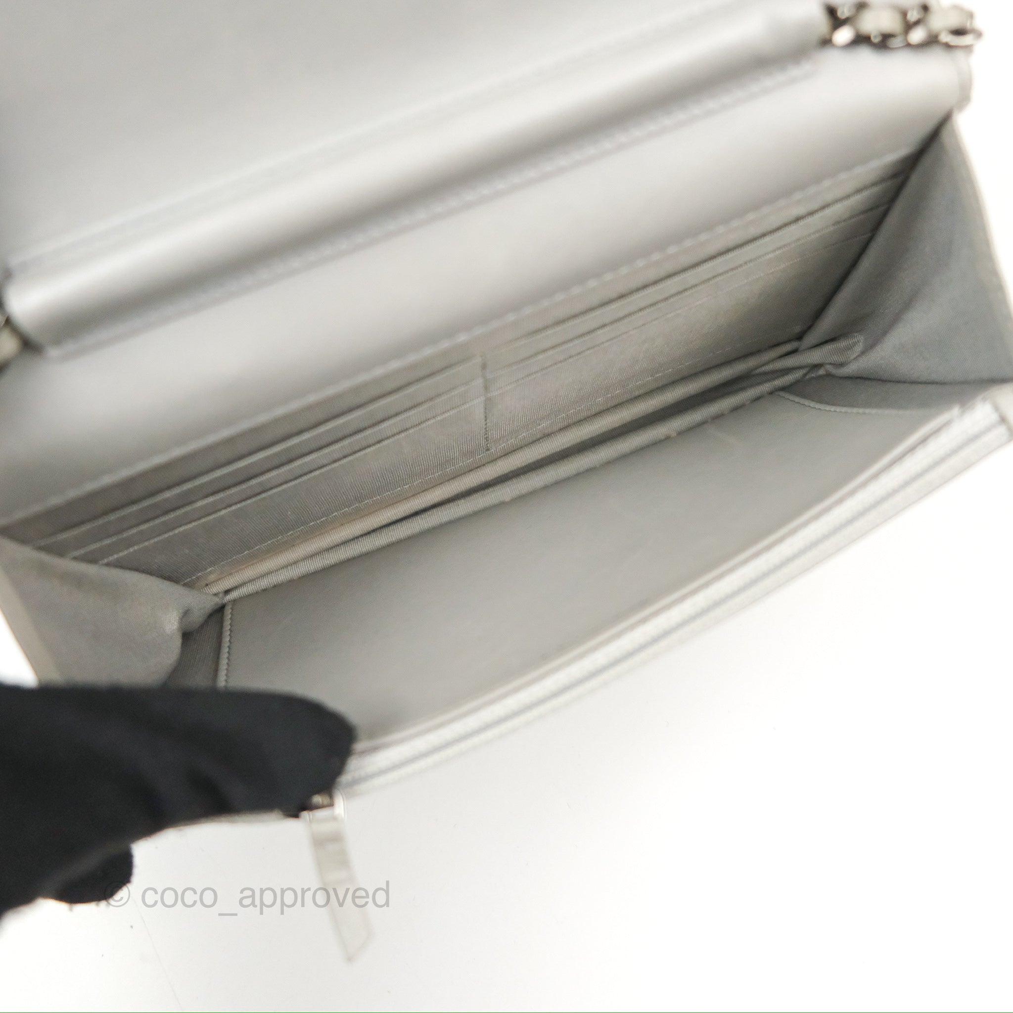 Chanel Chevron Boy Wallet on Chain WOC in Grey Lambskin with Gun Metal Hardware - Luxury Crossbody Bag for Women, Perfect for Evening Events & Daily Use