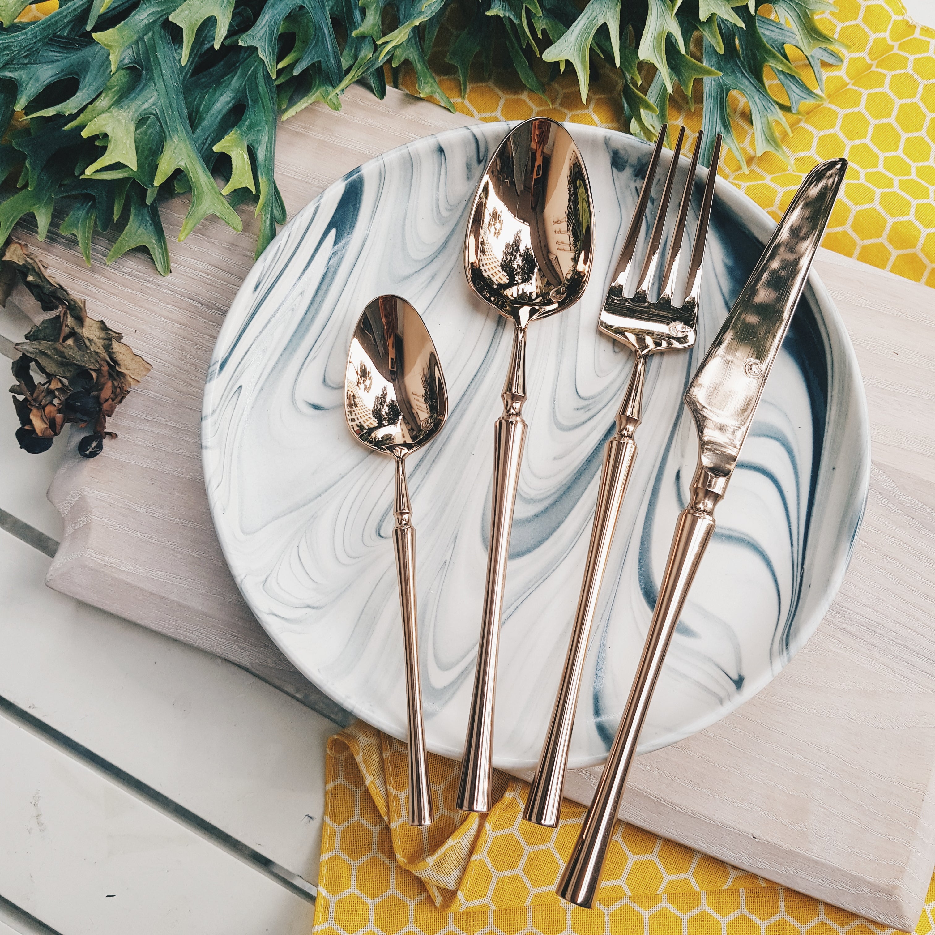 Parisienne Shiny Bronze Ion Plated Stainless Steel SS304 Chopsticks - Elegant Asian Dining Utensils for Sushi, Ramen & Home Kitchen Use