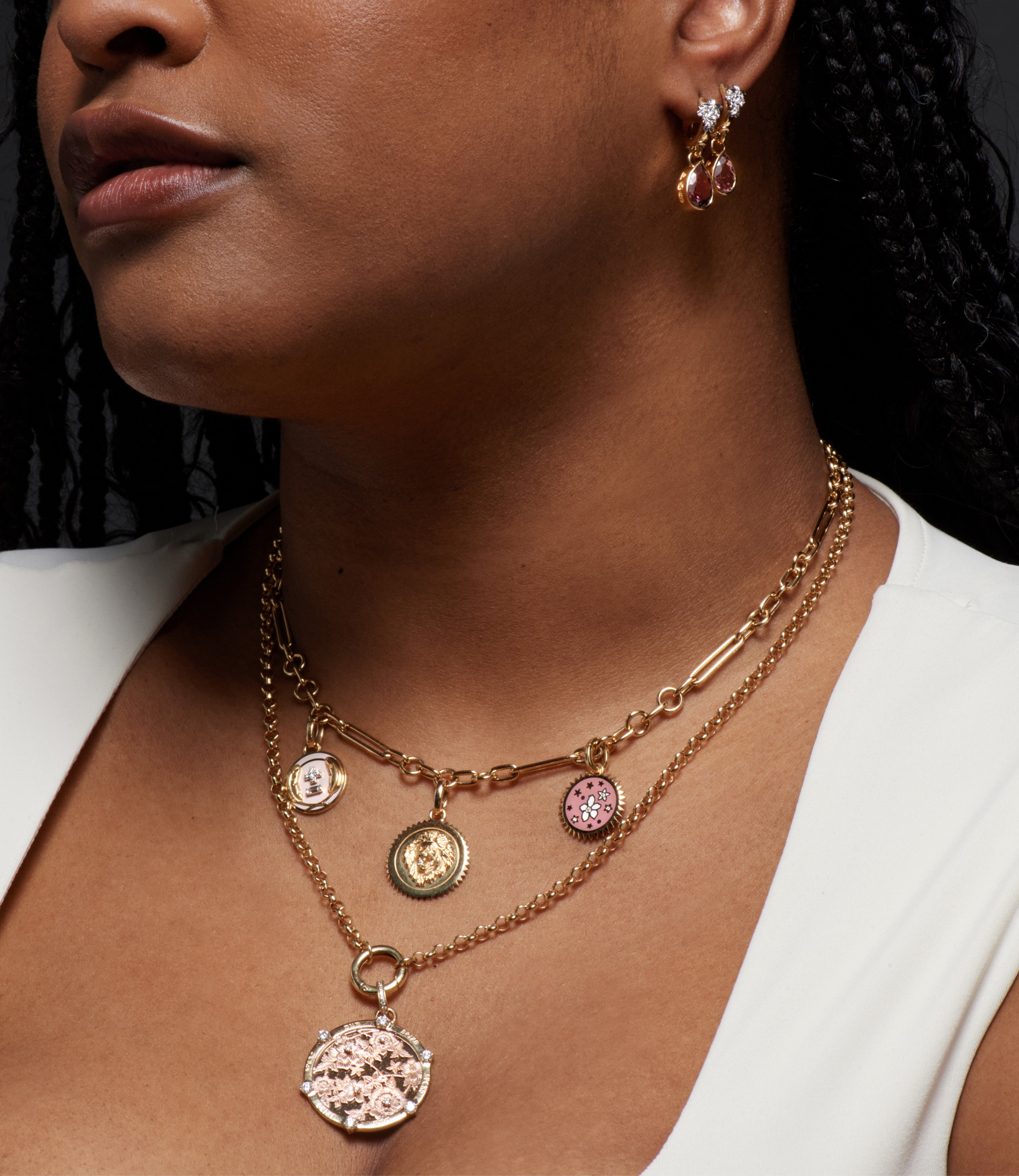 Resilience Petite Ceramic Medallion Pendant Necklace - 14K Yellow Gold with Annex Link Chain | Elegant Jewelry Gift for Women, Perfect for Date Nights & Special Occasions