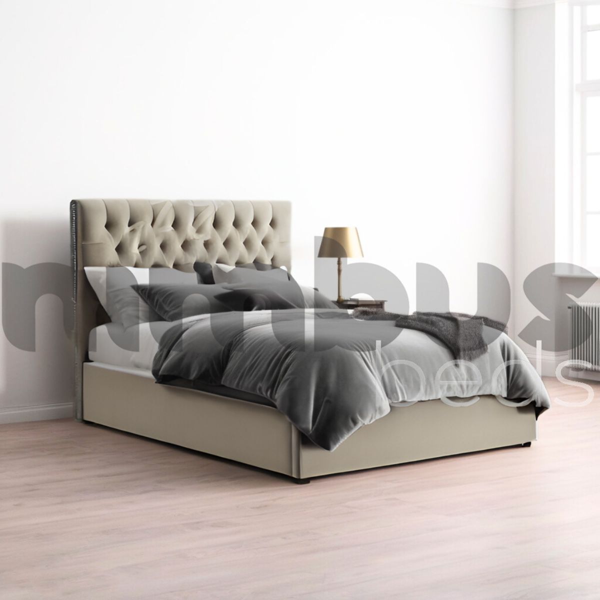 Chesterfield Bed Frame - Queen Size Upholstered Platform Bed with Button Tufting & Wooden Slats | Elegant Bedroom Furniture for Master Suite, Guest Room & Apartment