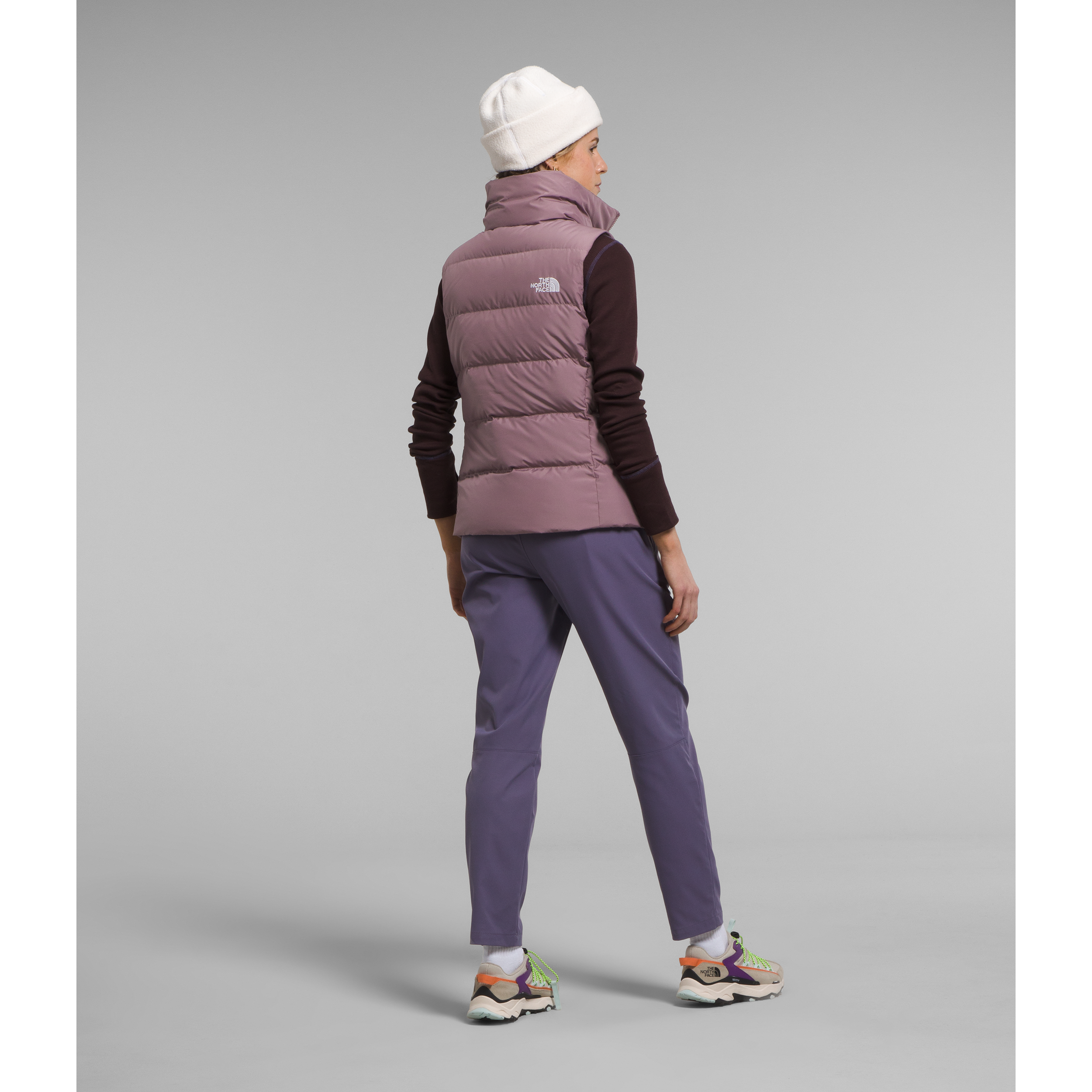 The North Face Women's Gotham Vest - Lightweight Down Puffer Jacket in Fawn Grey for Outdoor Hiking & Winter Fashion