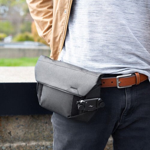 Peak Design Field Pouch v2 - Compact Camera & Travel Organizer Bag (Black) | Waterproof EDC Pouch for Photography Gear, Tech Accessories & Outdoor Essentials