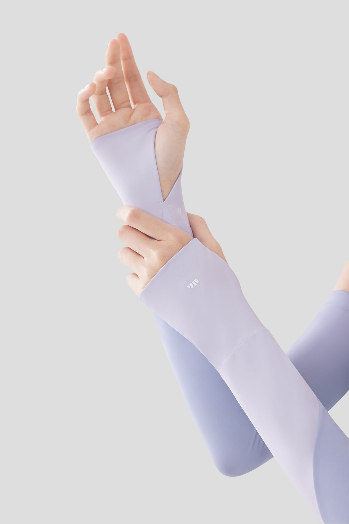 UPF50+ Women's Sun Protection Arm Sleeves for Outdoor Sports & Driving - Cooling UV Sunblock Sleeve Guards for Running, Cycling, Golf, Hiking, and Summer Activities