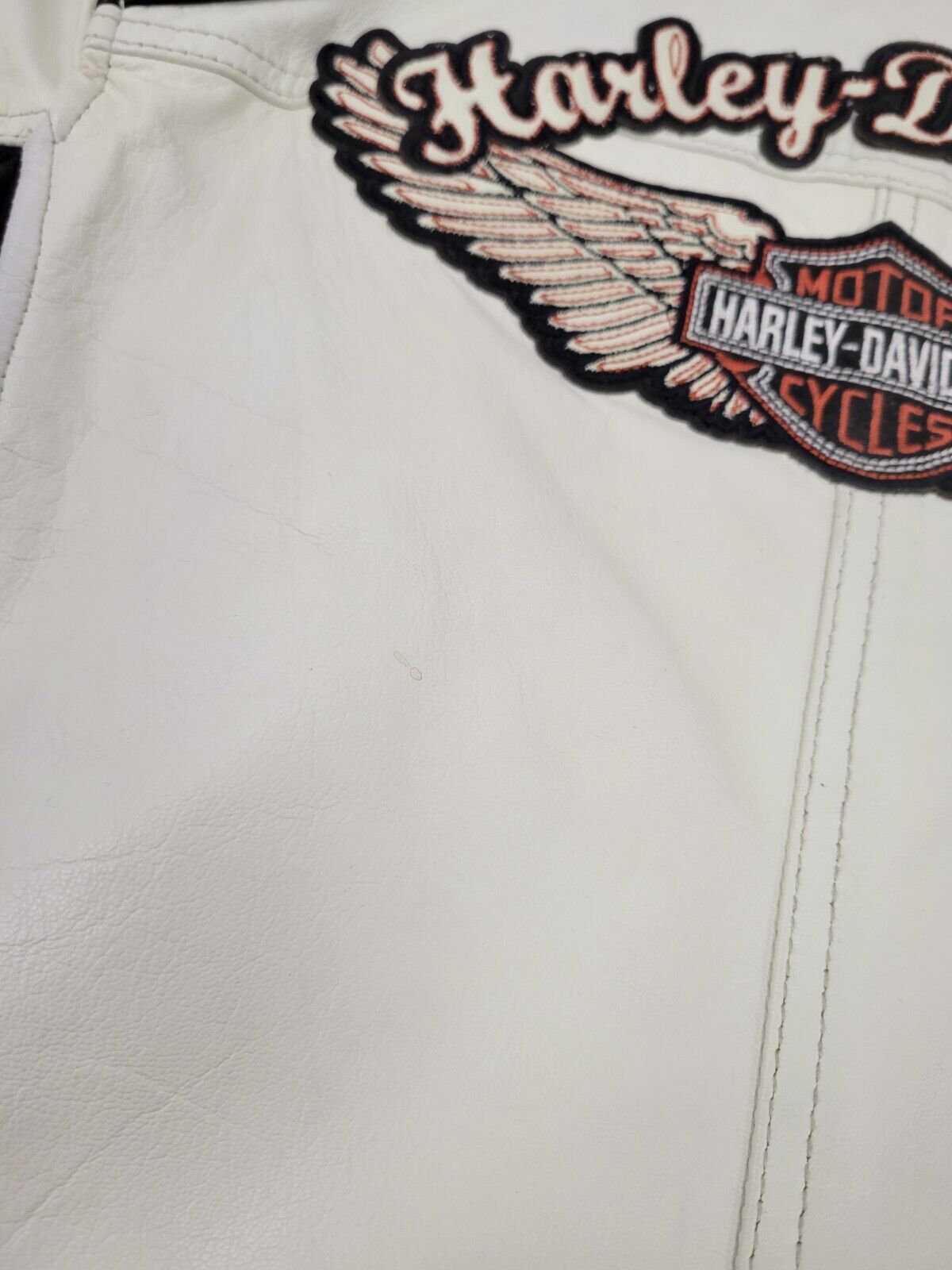 Harley Davidson GM0052577 Genuine Leather Jacket for Men - Size M - Motorcycle Riding & Casual Wear