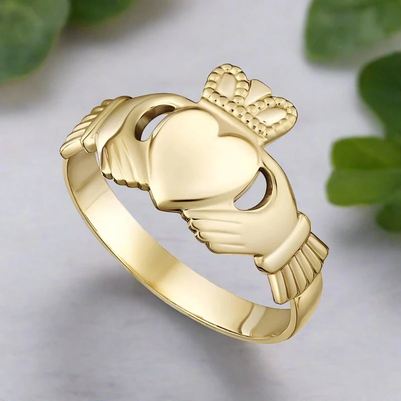 10K Gold Men's Claddagh Ring - Authentic Irish Wedding Band, Friendship & Promise Ring for Men - Perfect for Engagements, Anniversaries & Celtic Jewelry Gifts