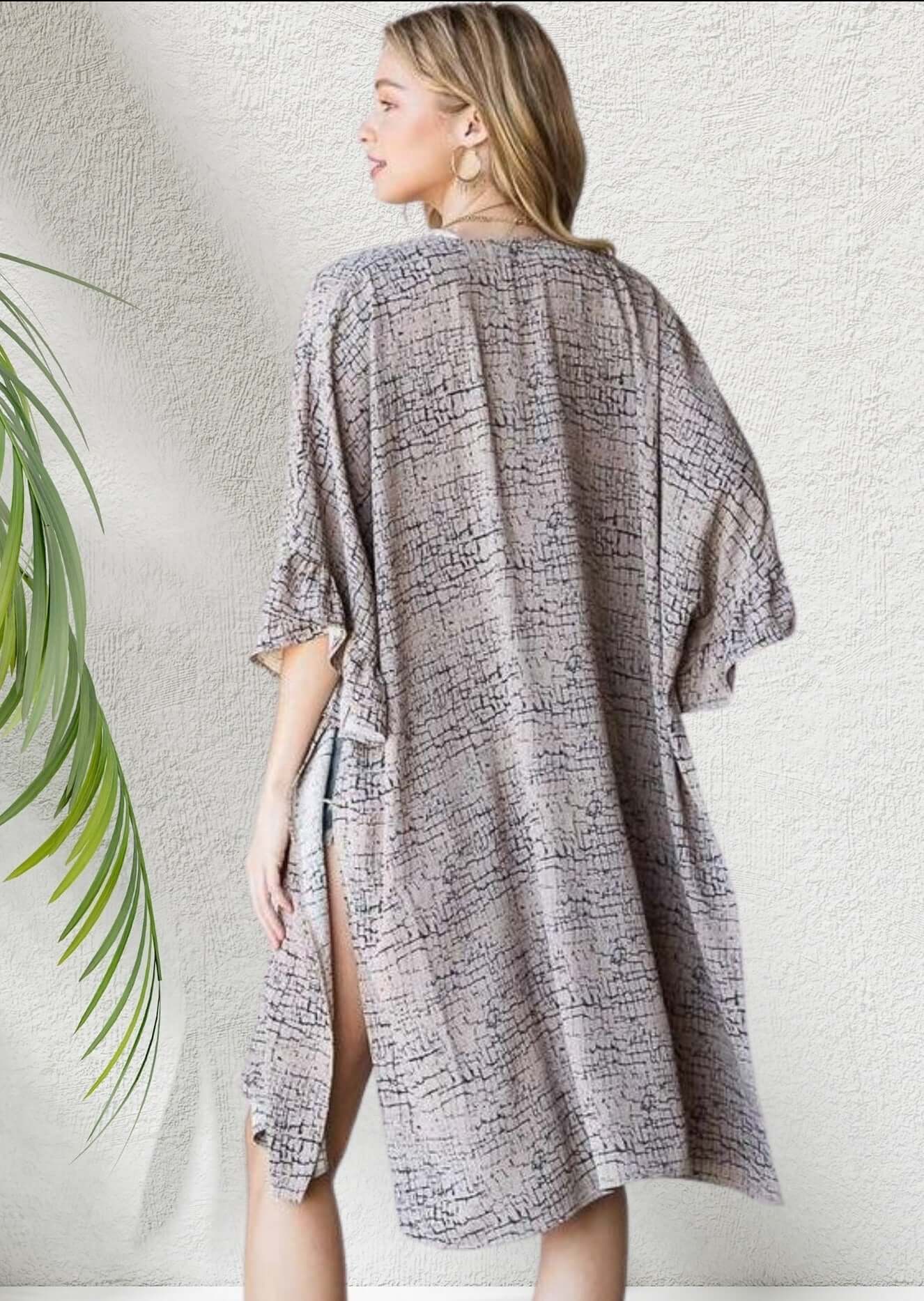 Stylish USA-Made Kimono Cardigan - Perfect for Vacations, Beach Cover-Ups & Summer Outfits