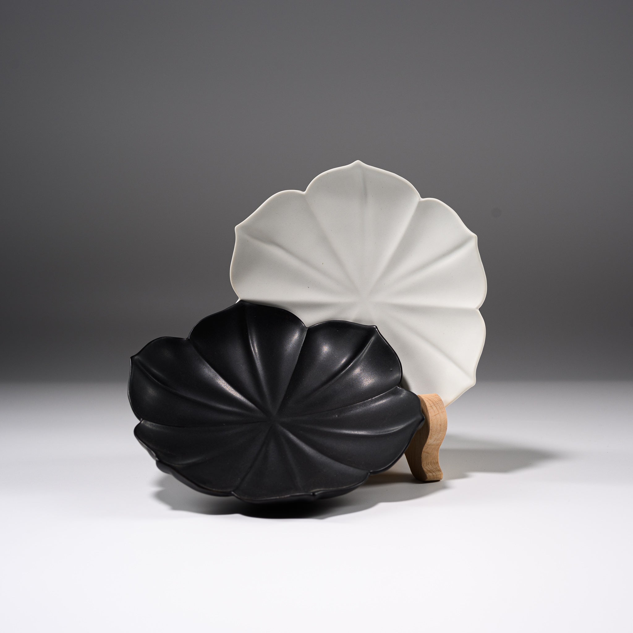 USUKIYAKI Handmade Ceramic Dessert Plate - Ryoka Style Japanese Pottery | Perfect for Tea Parties, Cake Serving & Home Decor