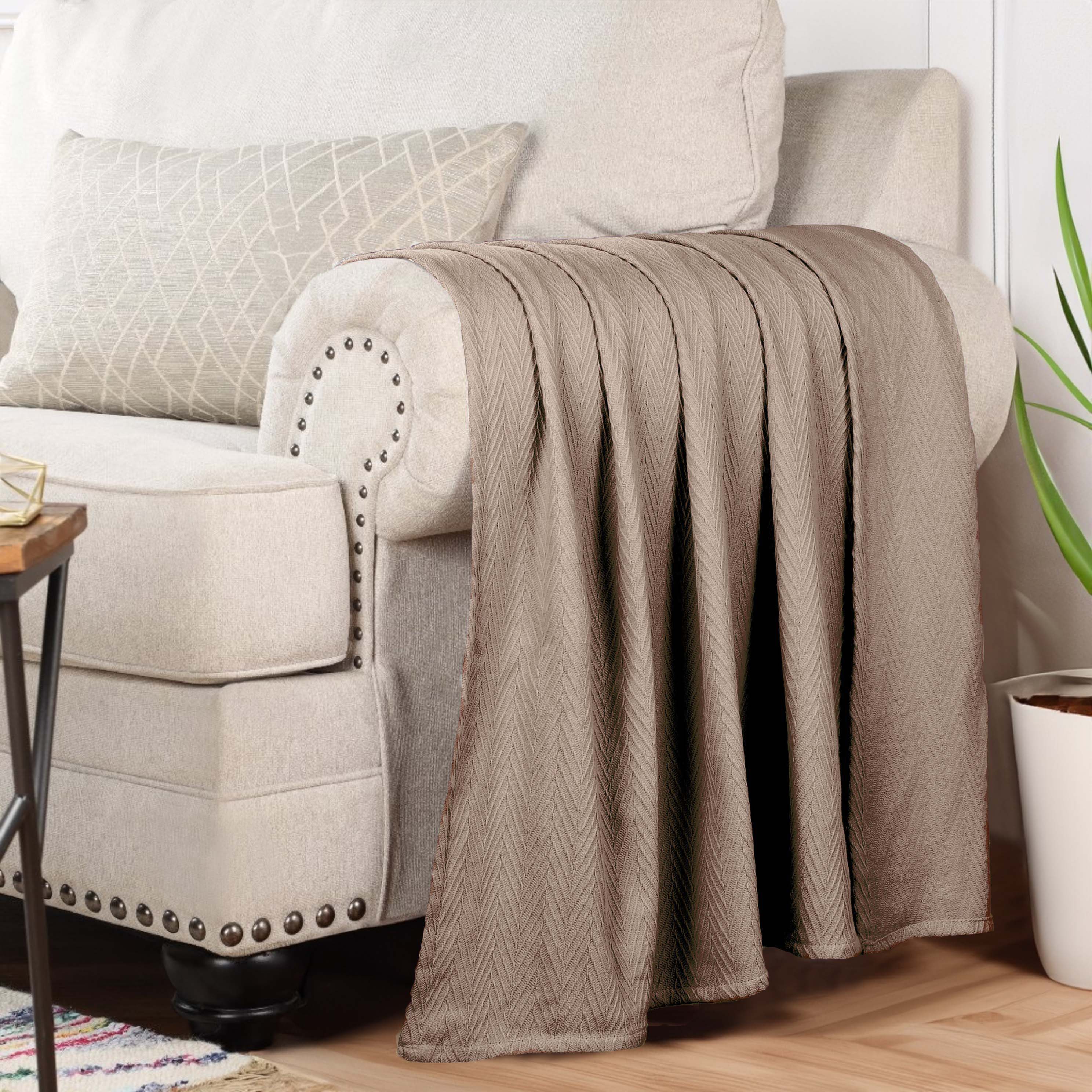 Soft All-Season Chevron Cotton Bed Blanket & Sofa Throw - Cozy Home Decor for Living Room, Bedroom, and Travel