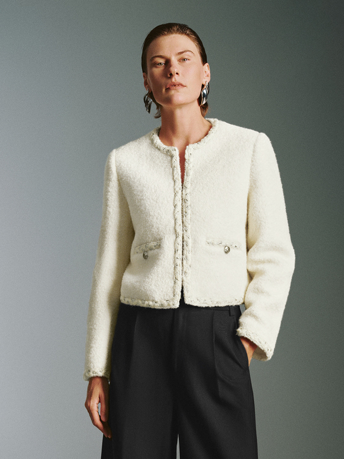 Stylish Cropped Tweed Jacket for Women - Fashionable Blazer Coat with Pockets - Perfect for Office, Dating & Fall Outfits