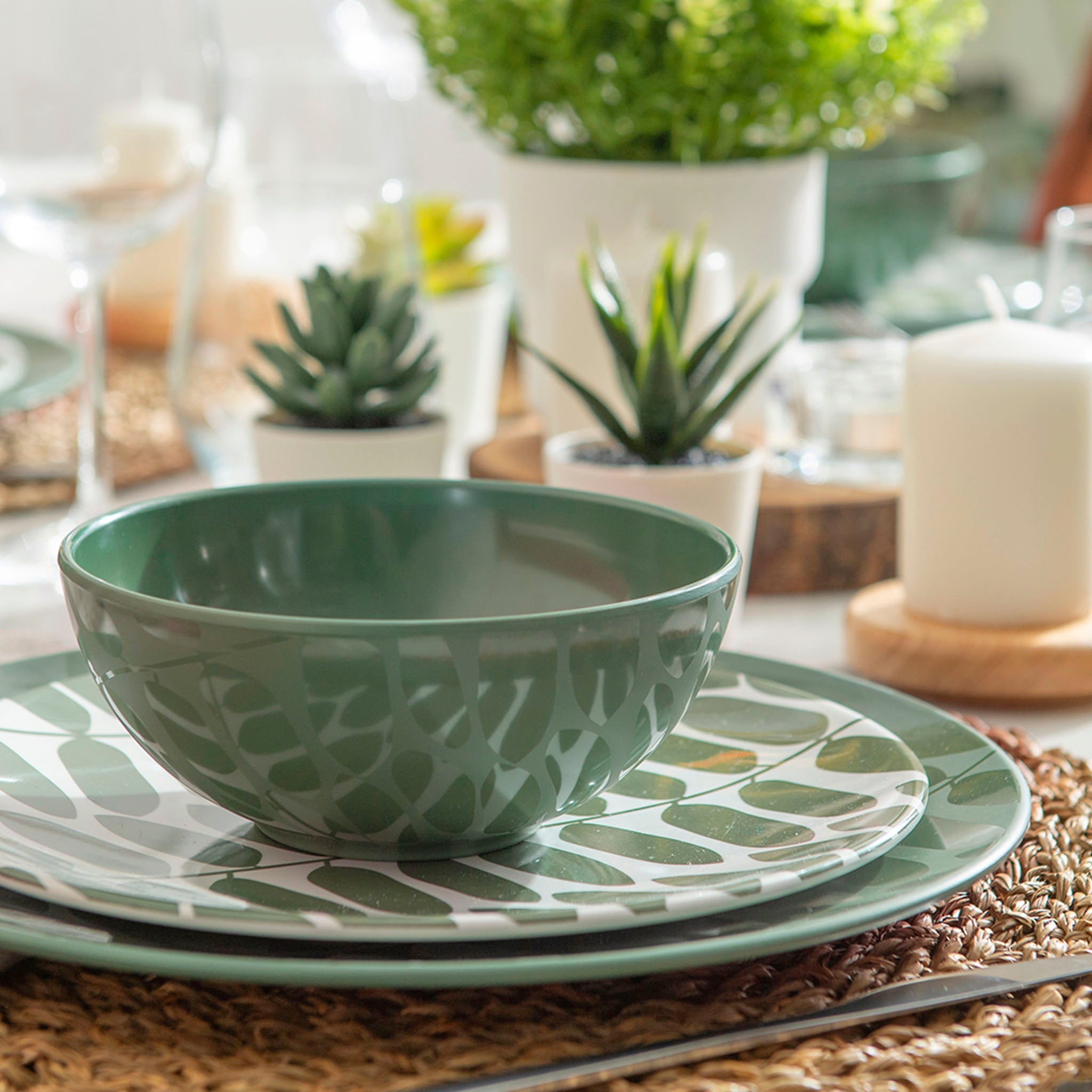 12-Piece Velvet Pine Green Melamine Dinnerware Set - Durable Plates & Bowls for Outdoor Dining, Picnics, and Camping