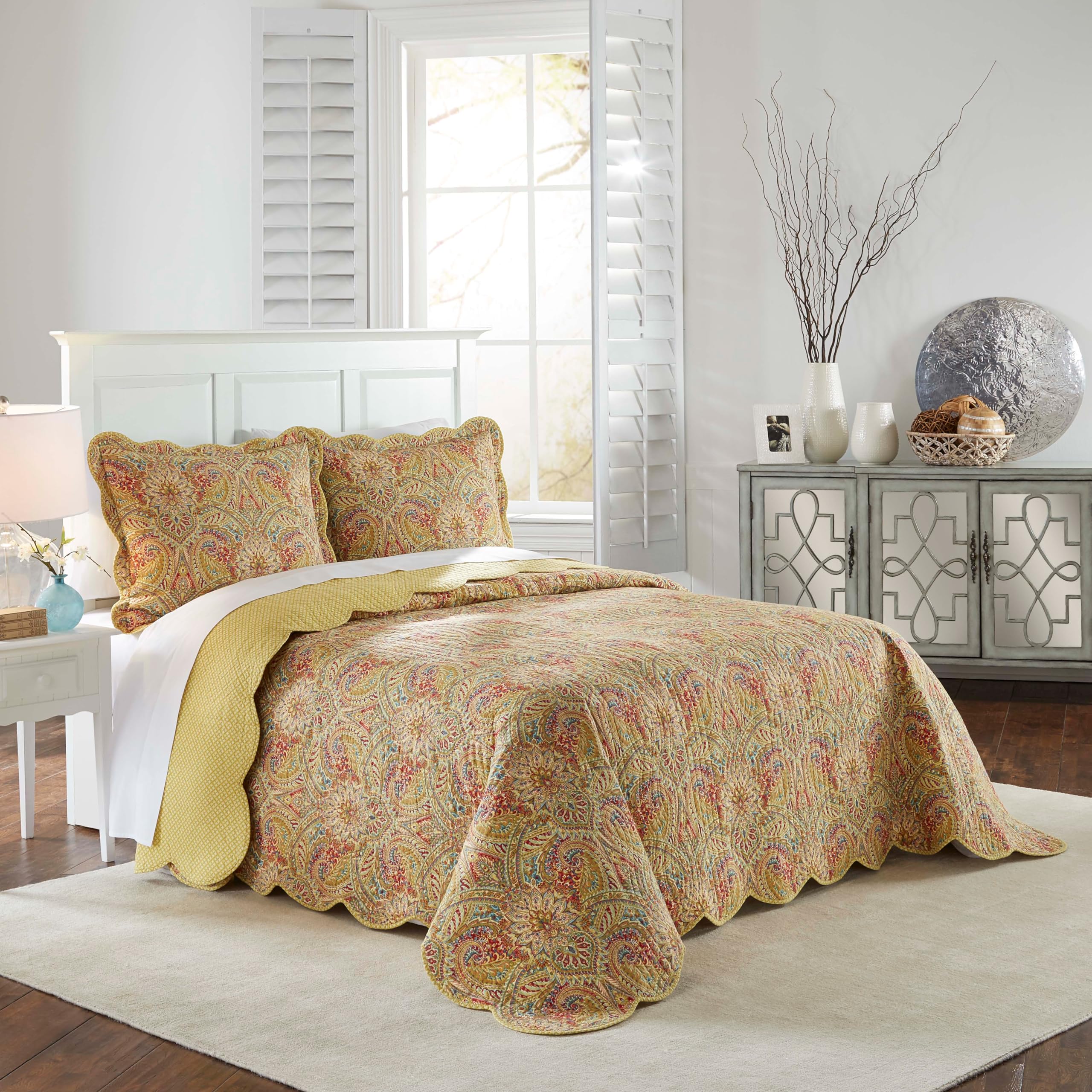 Waverly Swept Away Modern Farmhouse Paisley 3-Piece Reversible Quilt Bedding Set - Full/Queen Size, Berry Color - Perfect for Cozy Bedrooms, Guest Rooms & Farmhouse Decor