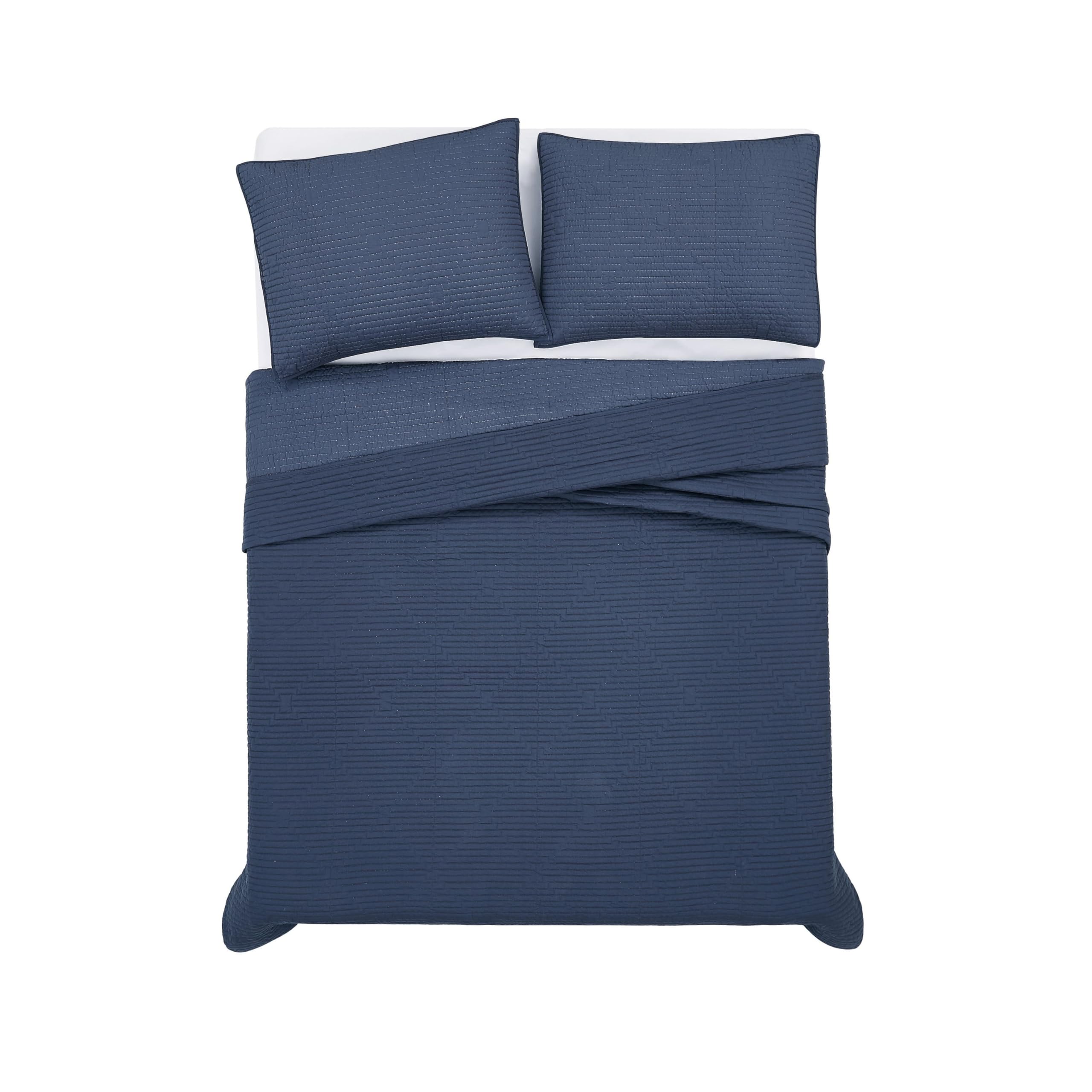 FRYE Ray Pick Stitch Embroidered Blue 3-Piece Full/Queen Quilt Set - Luxury Bedding for Cozy Bedrooms & Guest Rooms