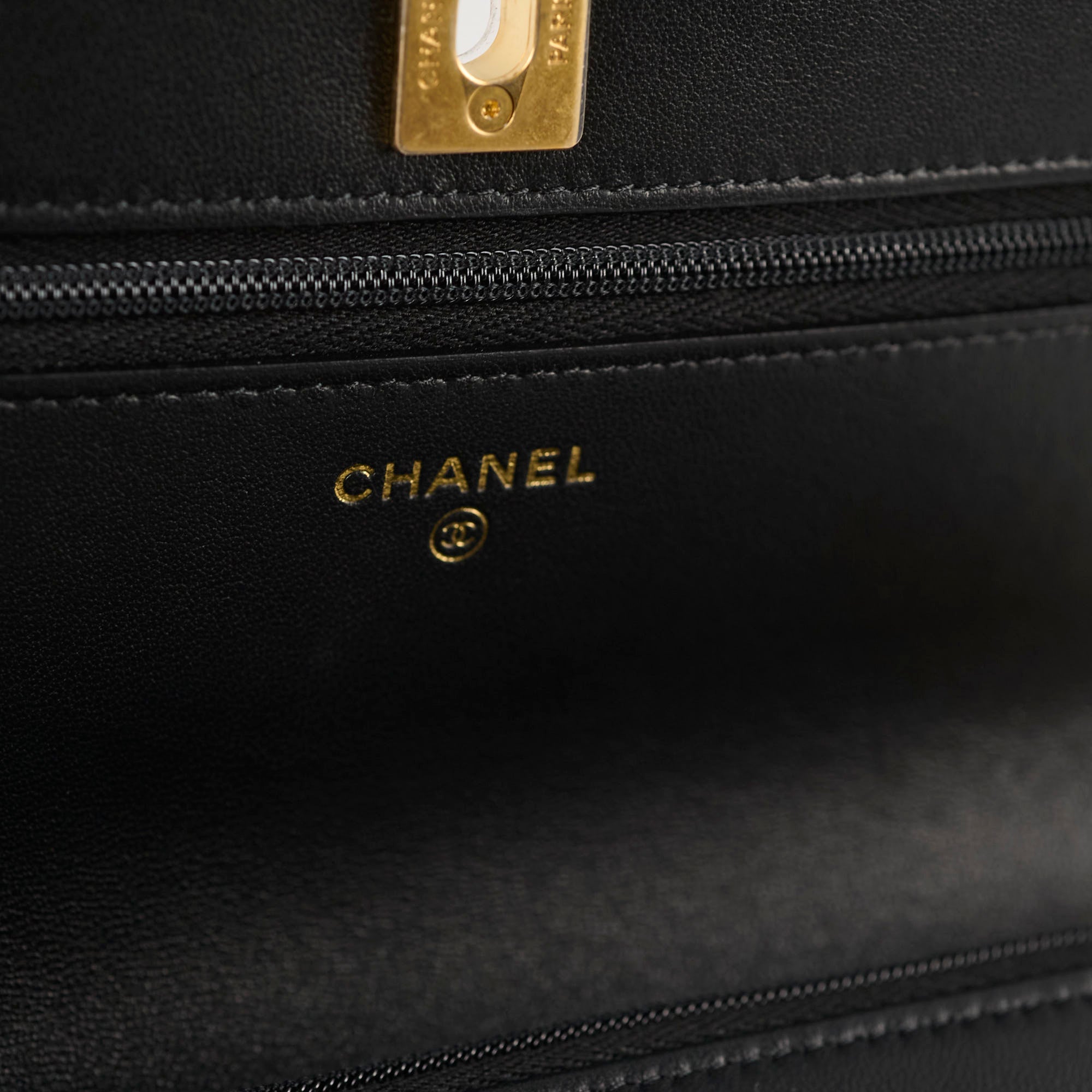 Chanel Camellia Adjustable Buckle Gold CC Logo Wallet on Chain WOC - Perfect for Evening Events & Luxury Fashion Accessories