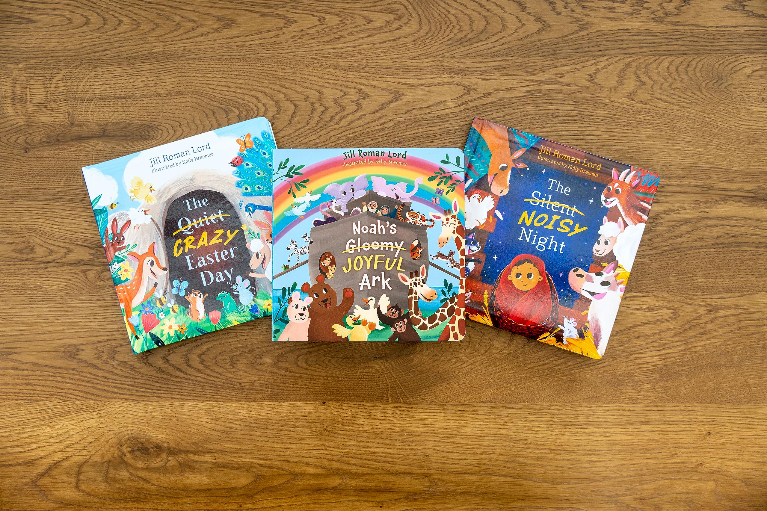 The Silent Noisy Night - Soft Padded Christmas Book for Kids | Holiday Bedtime Story & Gift Idea