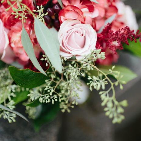 Elegant Cranberry & Blush Wedding Decorations - Perfect for Bridal Showers, Ceremonies & Reception Centerpieces