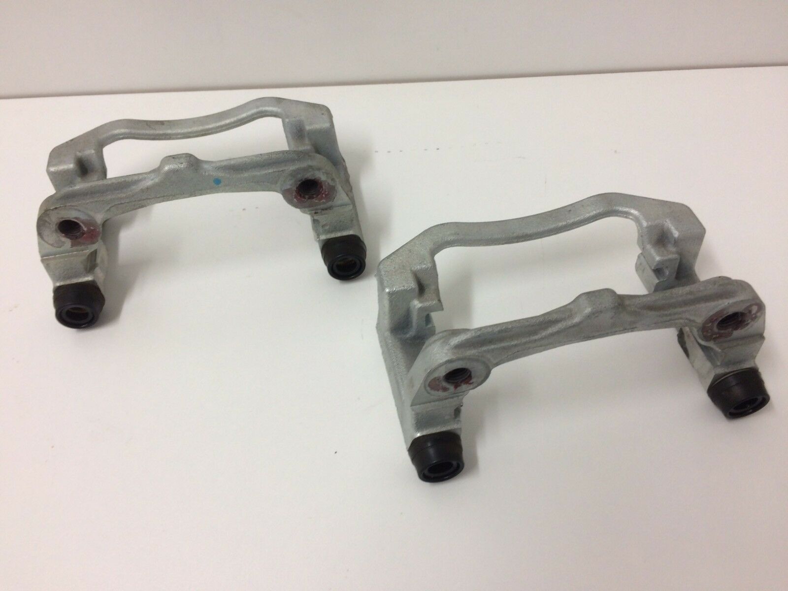 Genuine Holden Rear Brake Caliper Bracket & Guide Pin Set for VF, WM, WN Models (2007-2017) - Perfect for Brake System Repairs & Maintenance