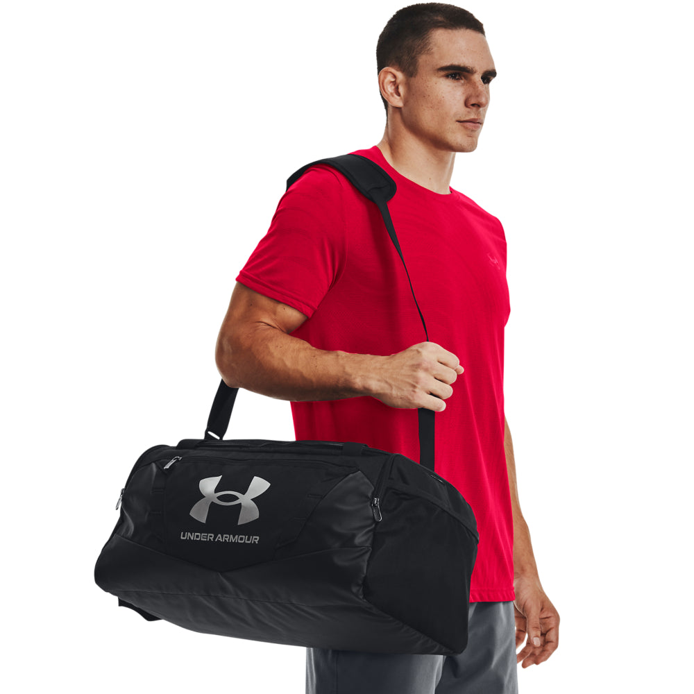 Under Armour Undeniable 5.0 Small Duffle Bag - Lightweight Gym Bag for Men & Women - Perfect for Workouts, Travel & Sports Gear Storage