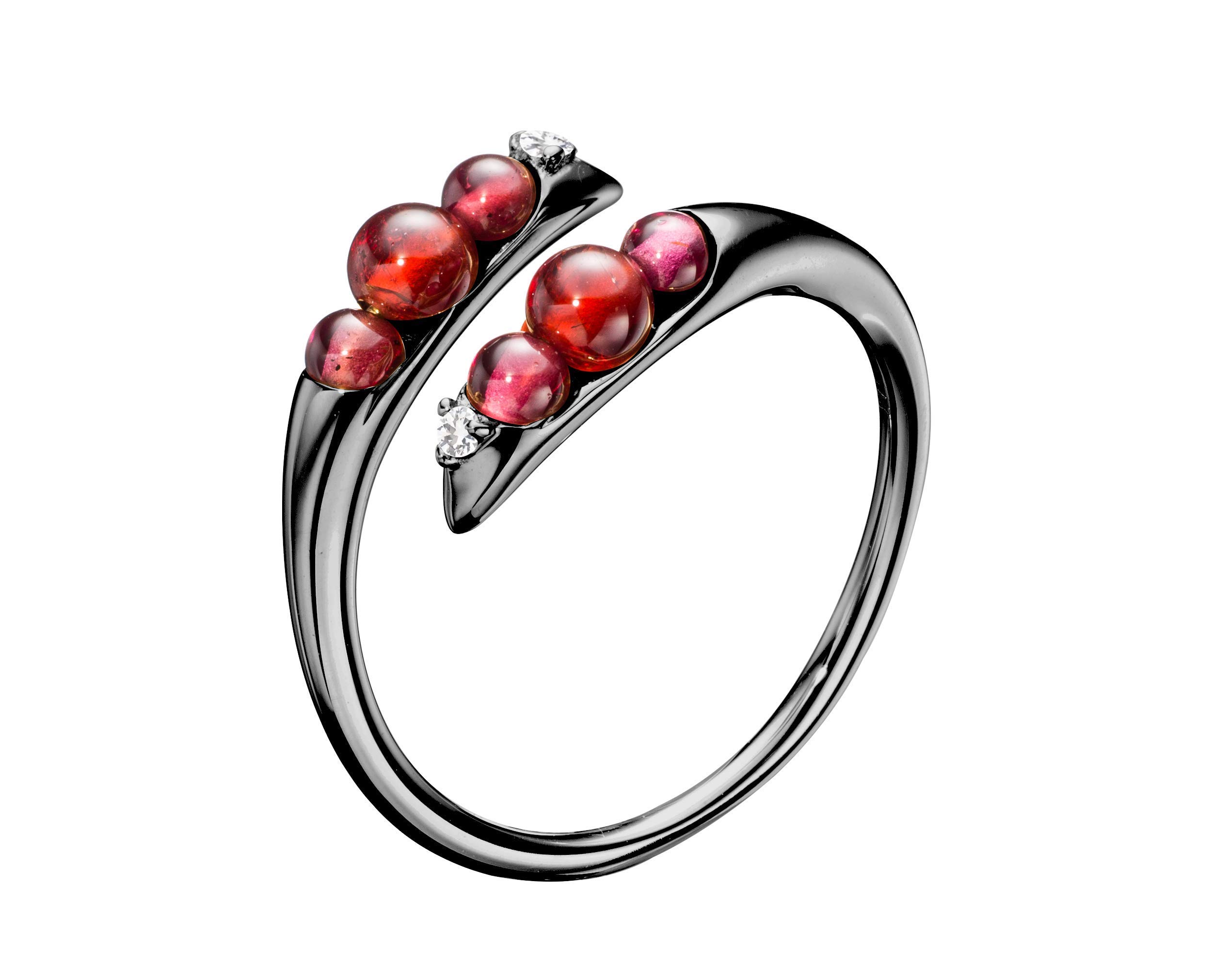 Majade 14K Gold Garnet Ring - January Birthstone, Handmade Red Gemstone Engagement & Wedding Ring - Unique Minimalist Alternative Jewelry for Nature Lovers | Perfect for Anniversaries, Proposals & Special Occasions
