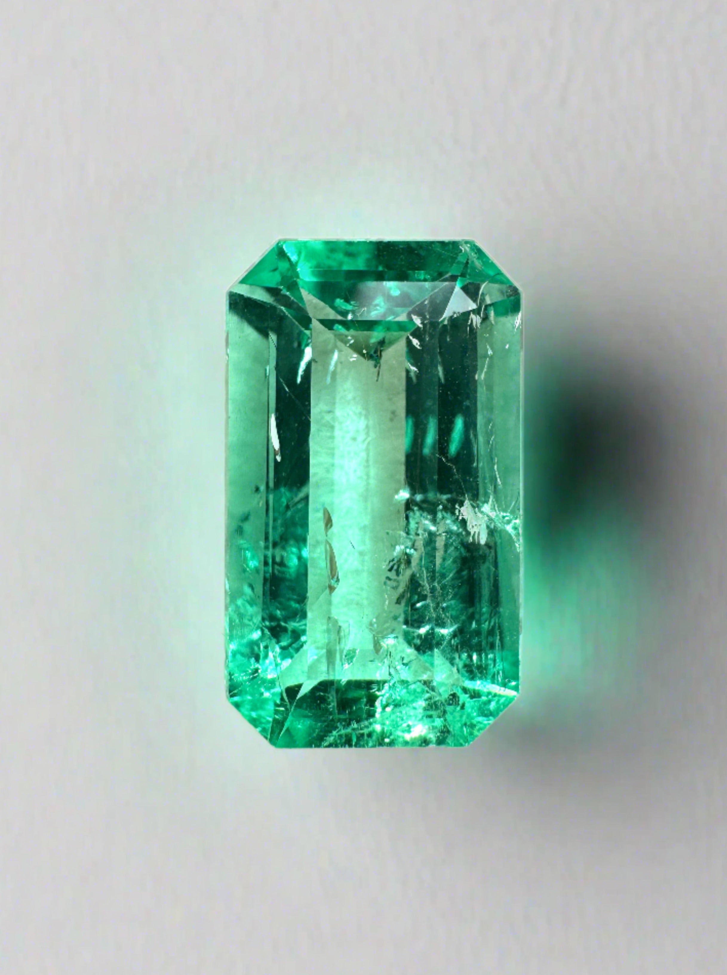 3.42 Carat 13x7.6mm Glowing Elongated Green Natural Loose Colombian Emerald - Emerald Cut Gemstone for Jewelry Making, Engagement Rings & Luxury Gifts