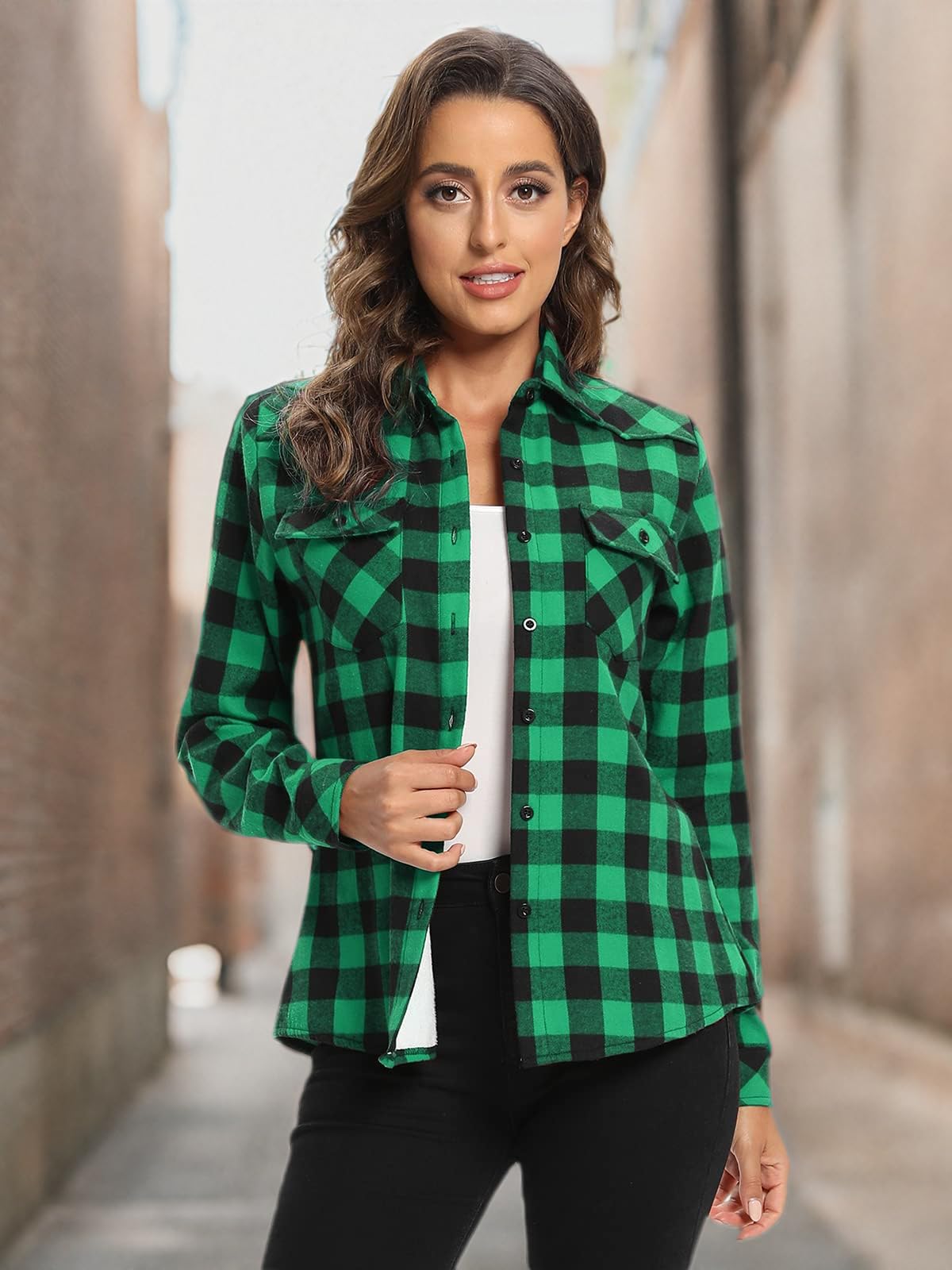 OCHENTA Women's Flannel Shirt Jacket - Soft Plaid Long Sleeve Fleece Lined Shacket for Fall & Winter - Cozy Casual Wear for Outdoor Activities, Camping, and Layering