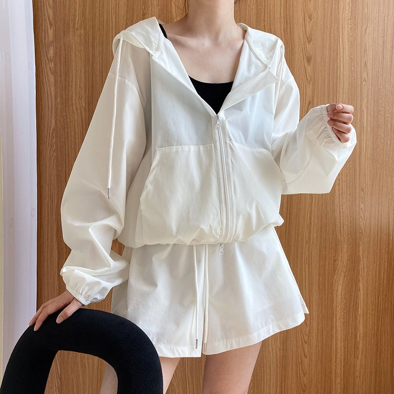 Lovevop Casual Hooded & Shorts 2-Piece Outfit Set - Comfortable Summer Loungewear for Women, Perfect for Home Relaxation, Beach Vacation and Casual Outings