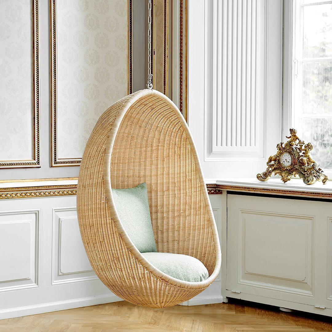 Hanging Egg Chair for Indoor Use - Comfortable Swing Chair for Living Room, Bedroom, or Patio - Perfect for Relaxing and Reading