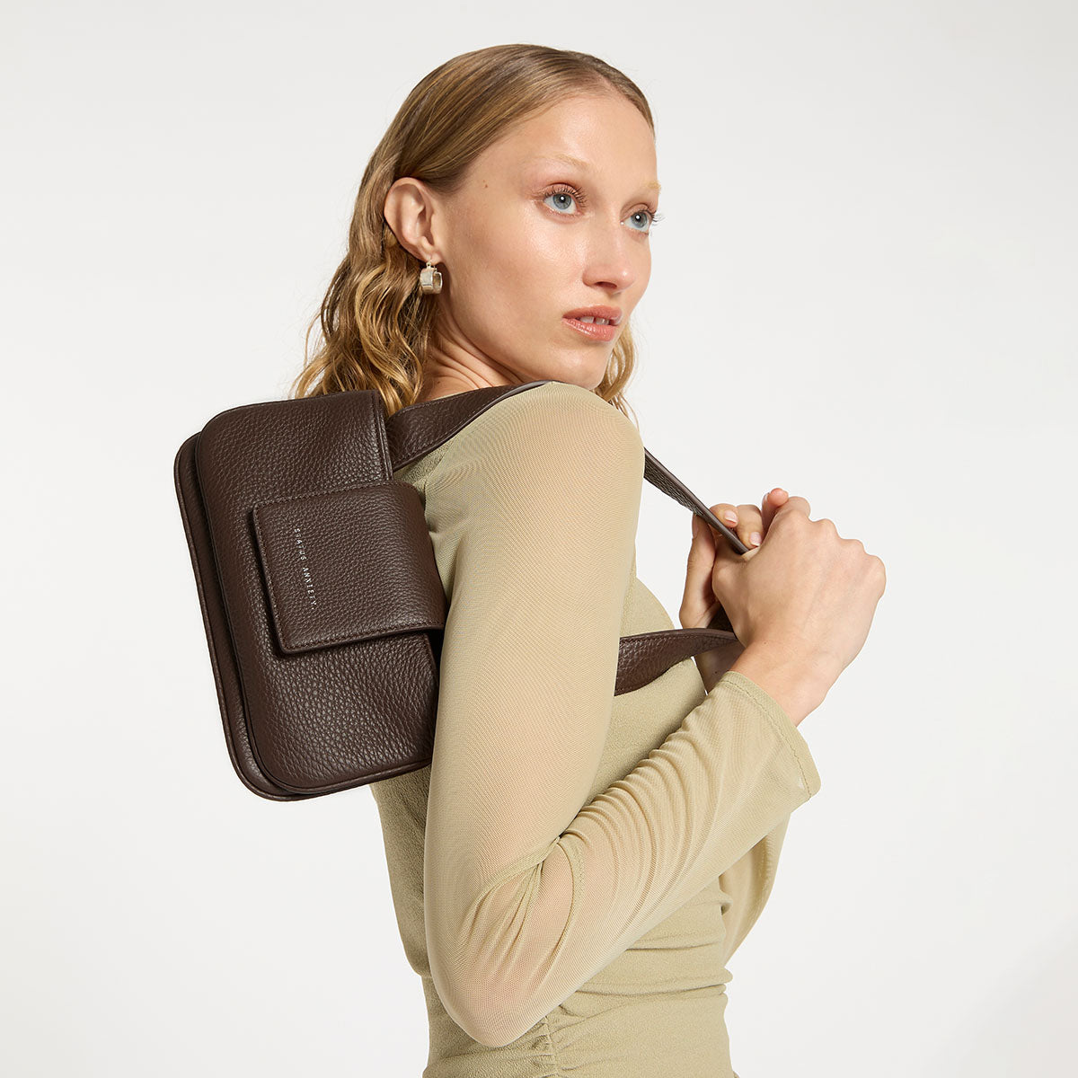 New Beat Bag Cocoa - Stylish & Durable Crossbody Bag for Women | Perfect for Travel, Work & Everyday Use
