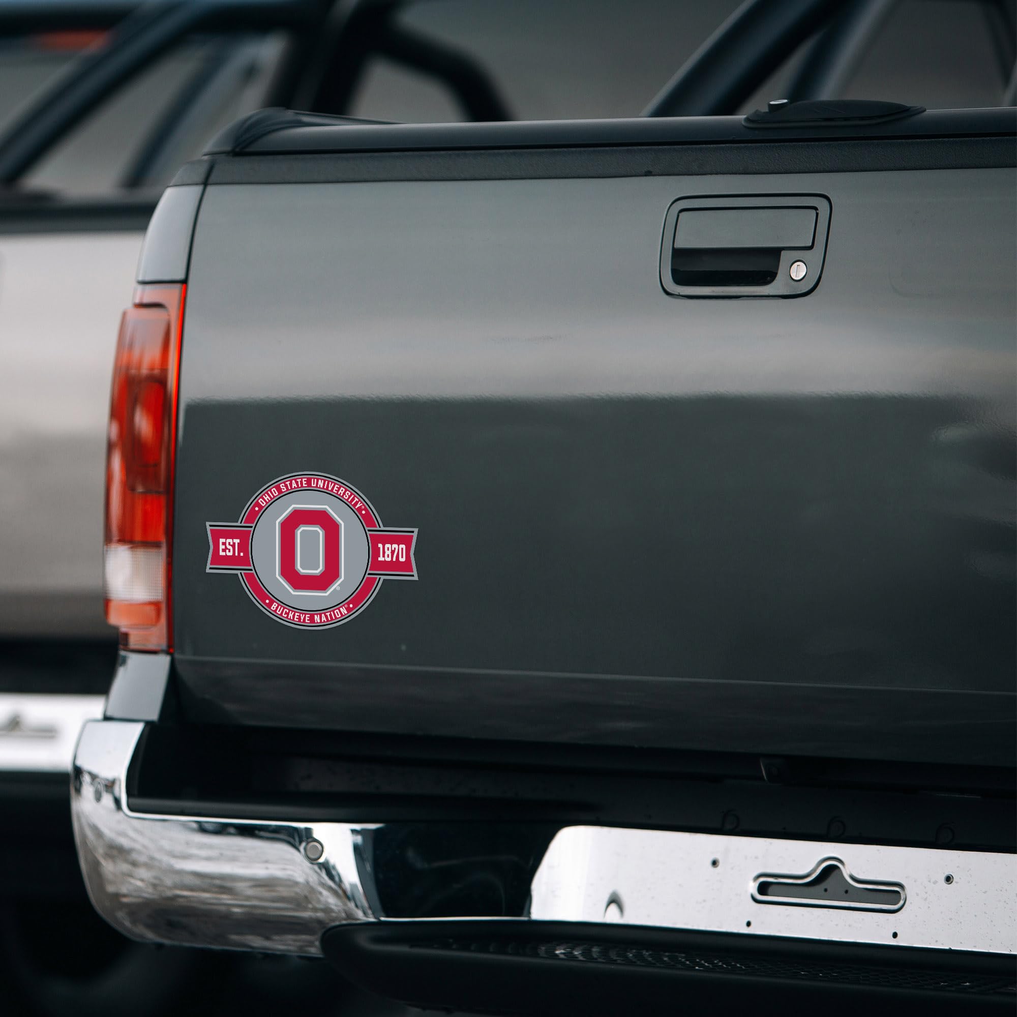 NCAA Standard Badge Magnet for Car & Refrigerator - Officially Licensed College Team Fan Accessories - Perfect for Game Day, Tailgating & Home Decor