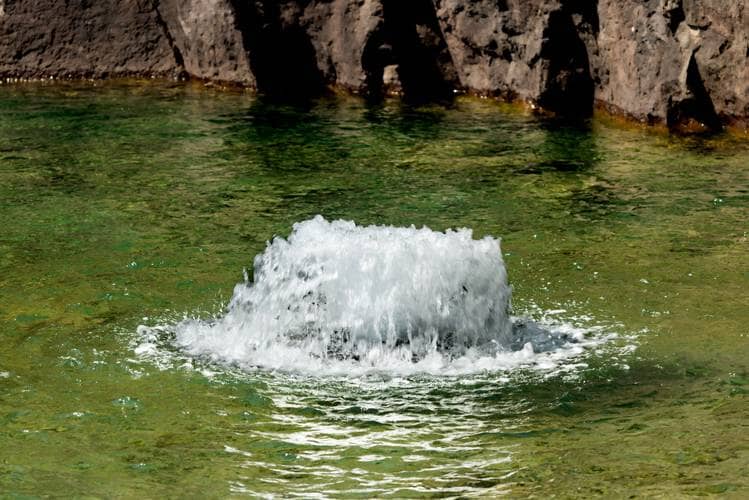 Kasco 3400A 3/4 HP Surface Aerator - High Efficiency Pond & Lake Aeration System for Water Quality Improvement & Algae Control