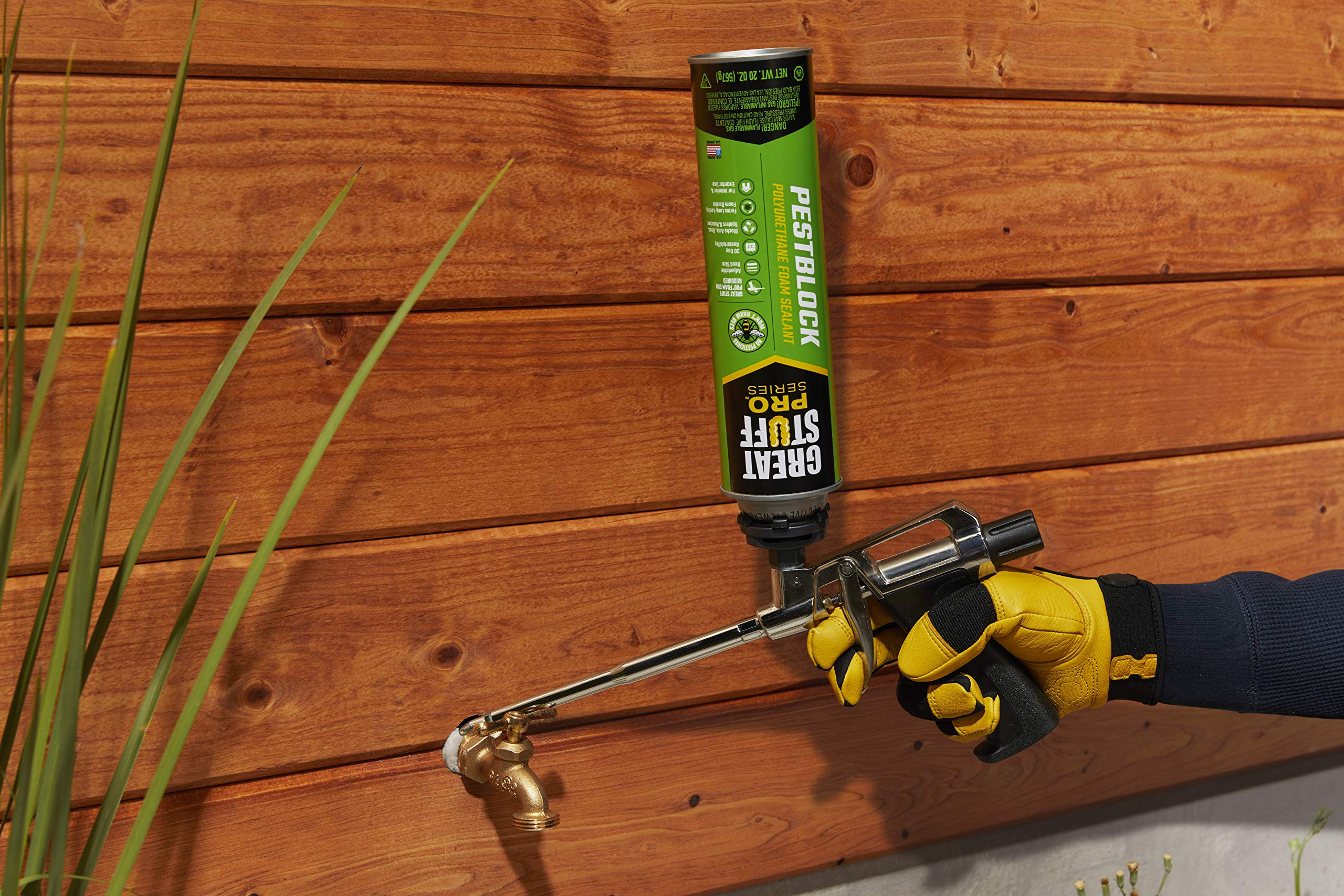 Great Stuff Pro Pestblock Insulating Foam Sealant - 20 fl. oz - Expands to Seal Gaps & Cracks - Pest & Rodent Barrier - Ideal for Home, Garage & Basement Insulation