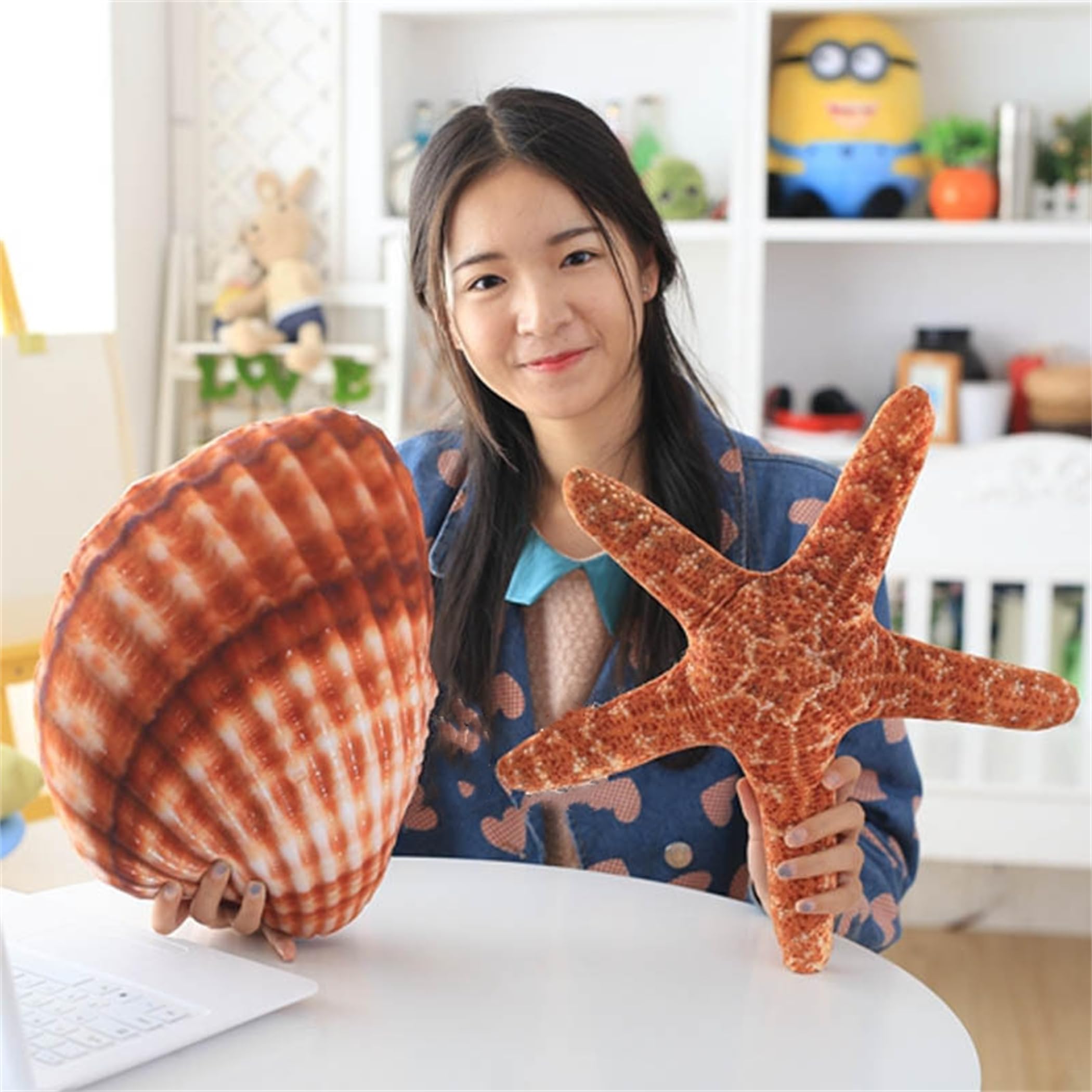 Starfish Floor Pillow - 40cm Soft Sofa Cushion for Living Room, Bedroom & Car - Comfortable Decorative Throw Pillow for Lounging, Reading & Relaxation