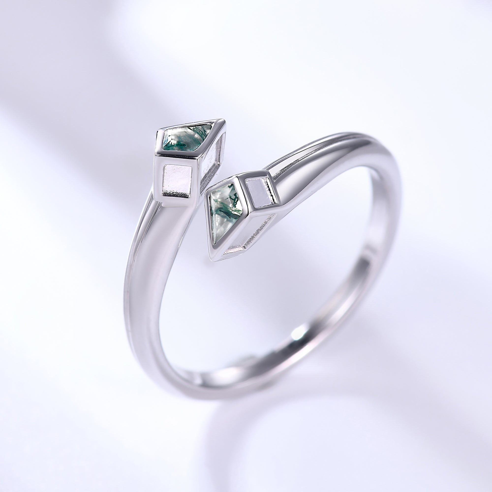 Unique Snake Kite Cut Moss Agate Wedding Band - 14K White Gold Adjustable Open Ring for Women - Perfect for Engagement, Anniversary & Boho Style Jewelry Gifts