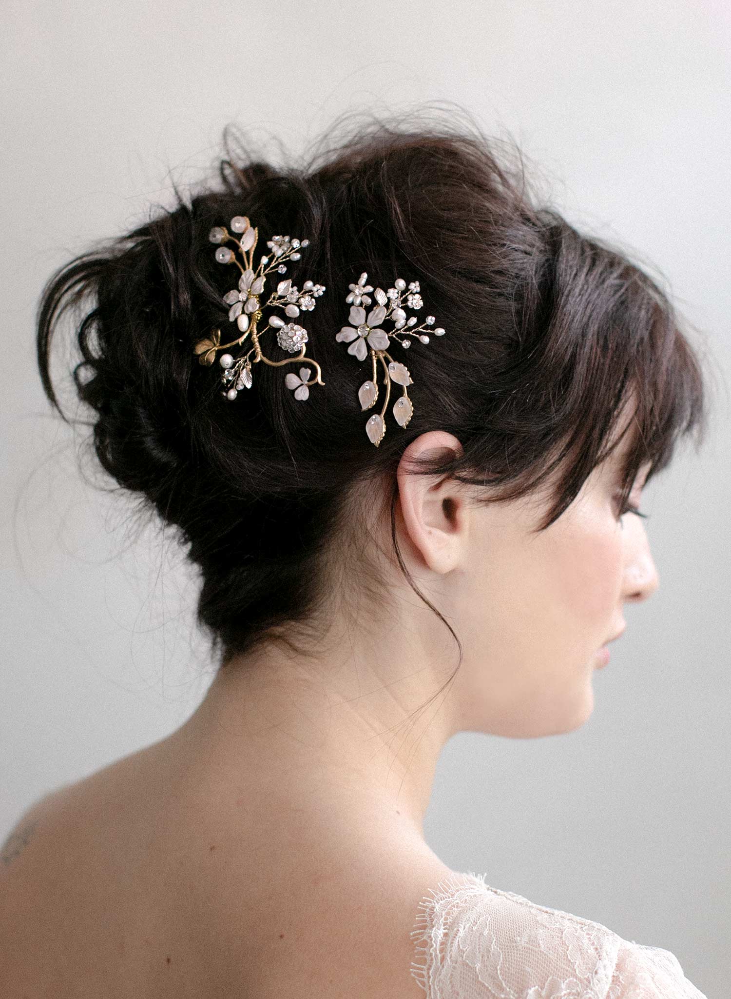Summer Hair Combs for Women - Floral Garden Design Style #607 - Perfect for Weddings, Parties & Everyday Styling